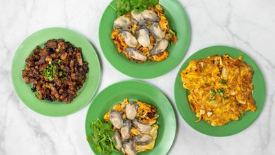 Oyster Omelette & Carrot Cake (Kim Keat Palm Food Centre)