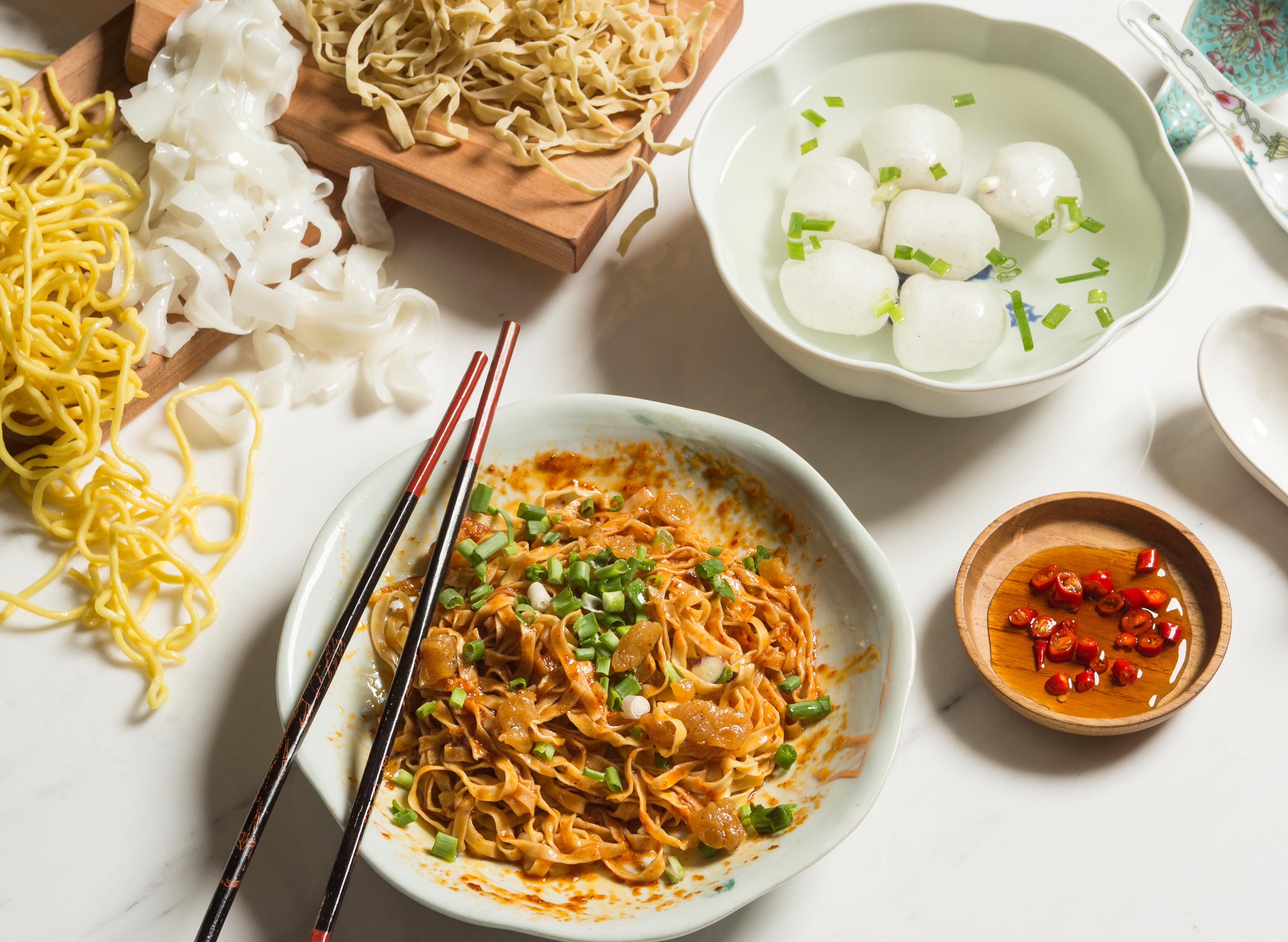 Li Xin Teochew Fishball Noodles (Food Republic - ION) Delivery Near You ...