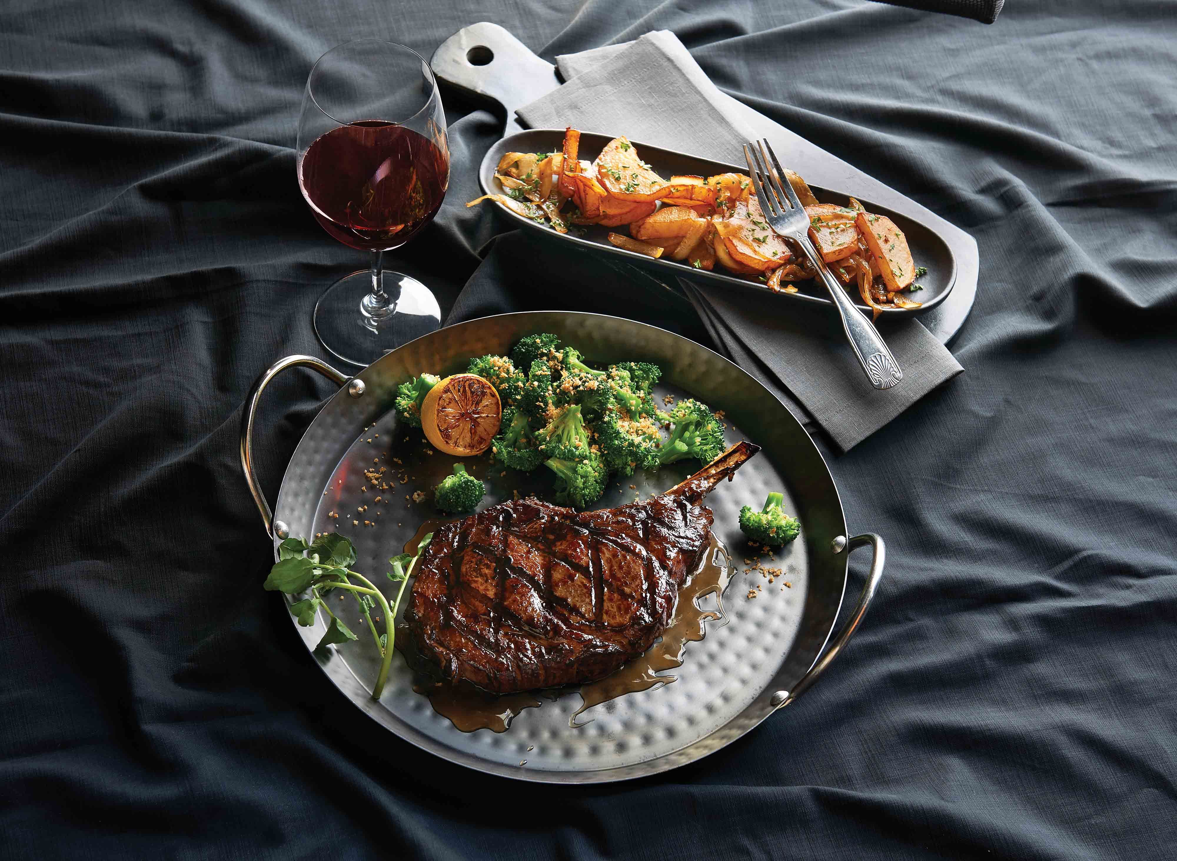 Morton's, The Steakhouse (Mandarin Oriental) Delivery Near You