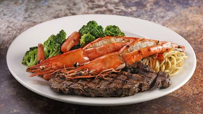 XW Plus Western Grill (Raffles City Shopping Centre)