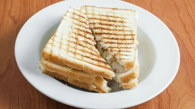 meiri cafe & bar (Rowell Road)
