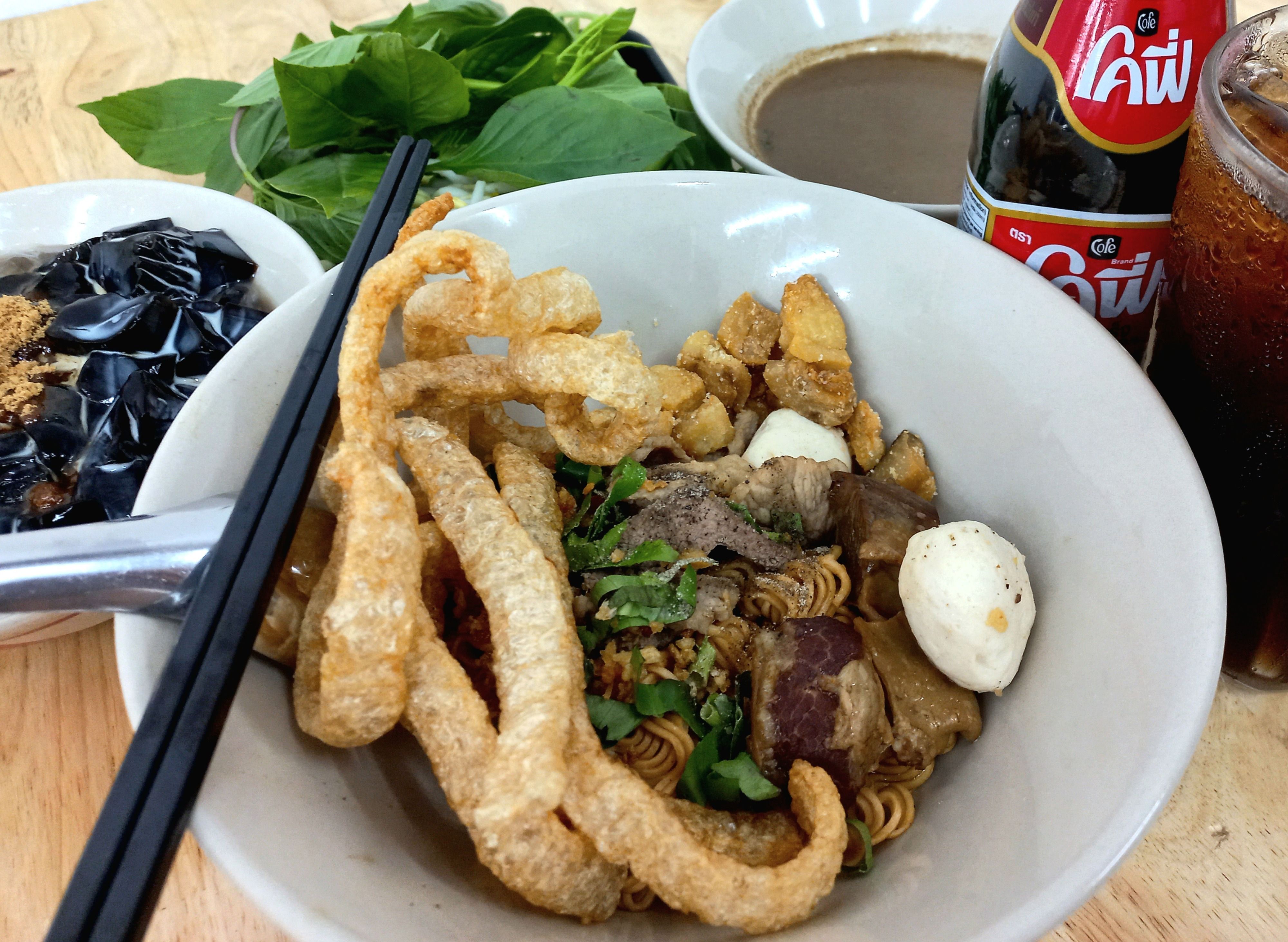 Mae Ploy Boat Noodles delivery near you in Bangkok foodpanda