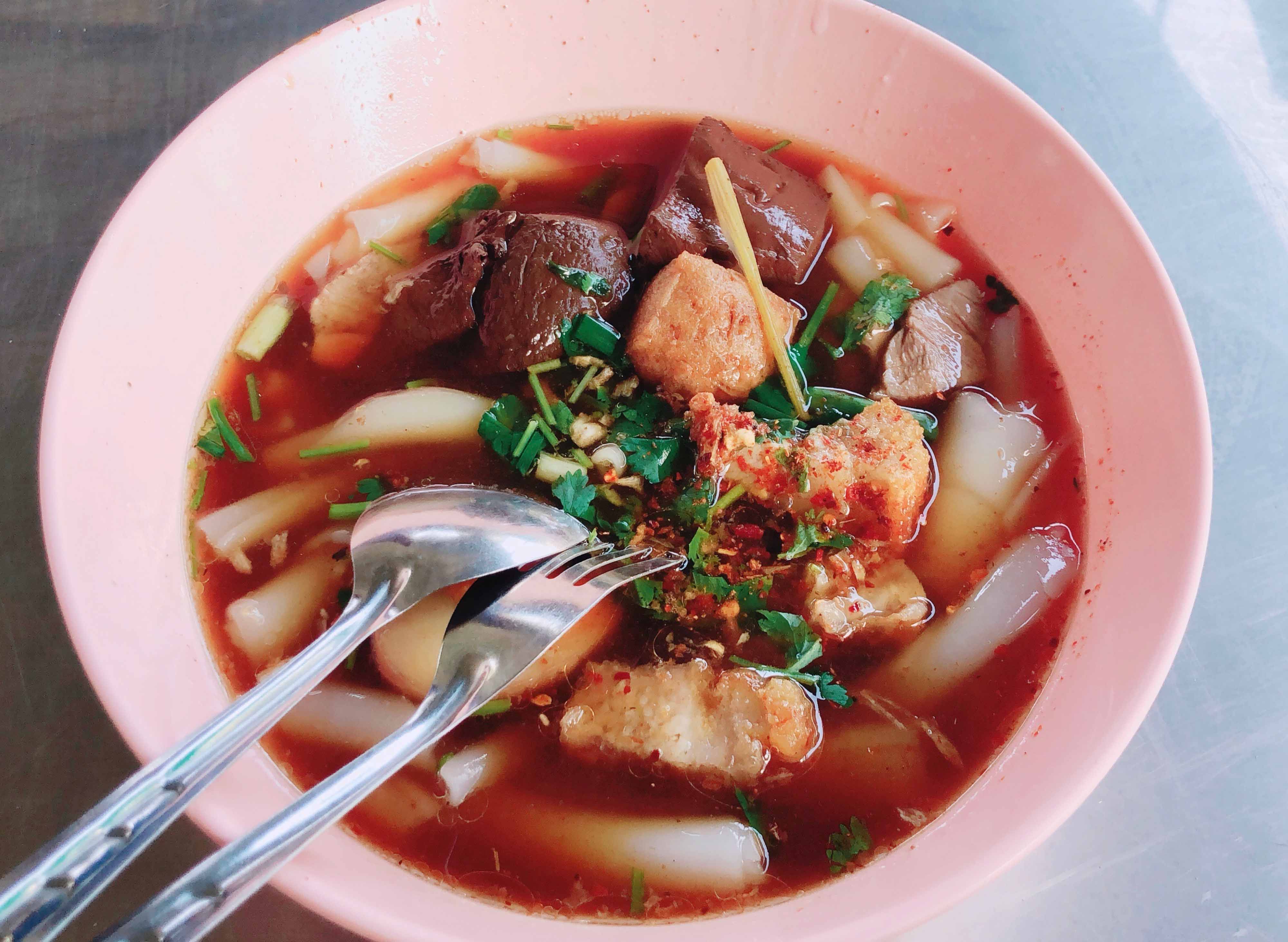 Thun Phua Tom Luad Moo delivery near you in Saraburi foodpanda