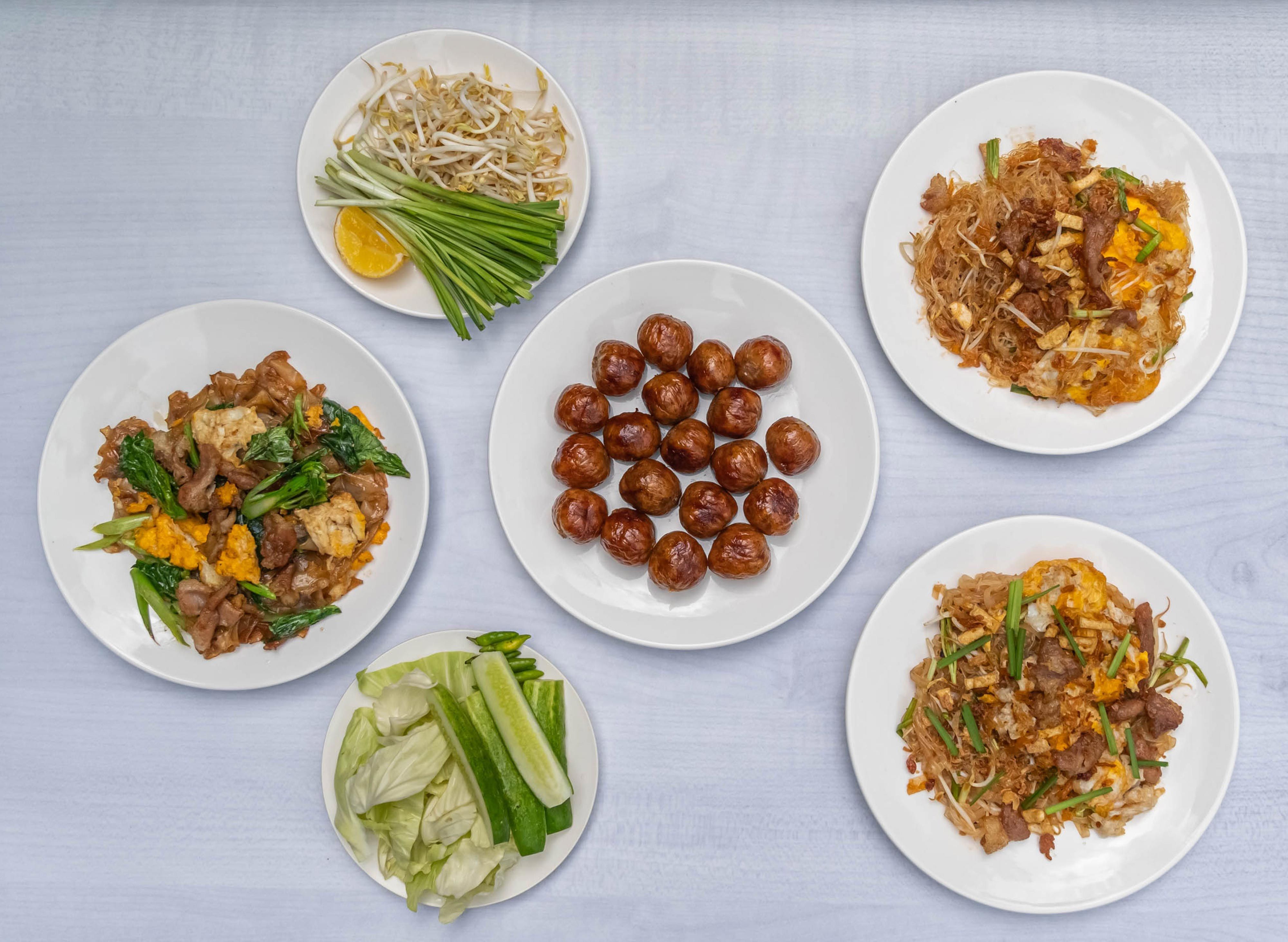 Sai Krok ESan Yay Tong Dee delivery near you in Lampang foodpanda