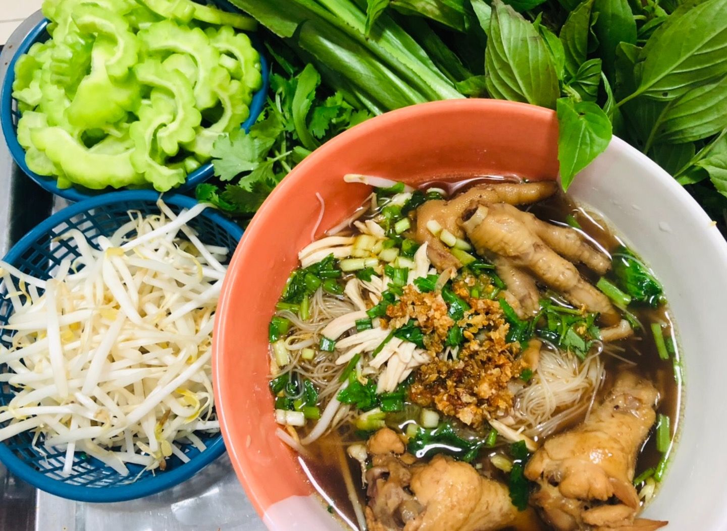 Guay Tiew Kai Mara Boraan delivery near you in Phuket| foodpanda