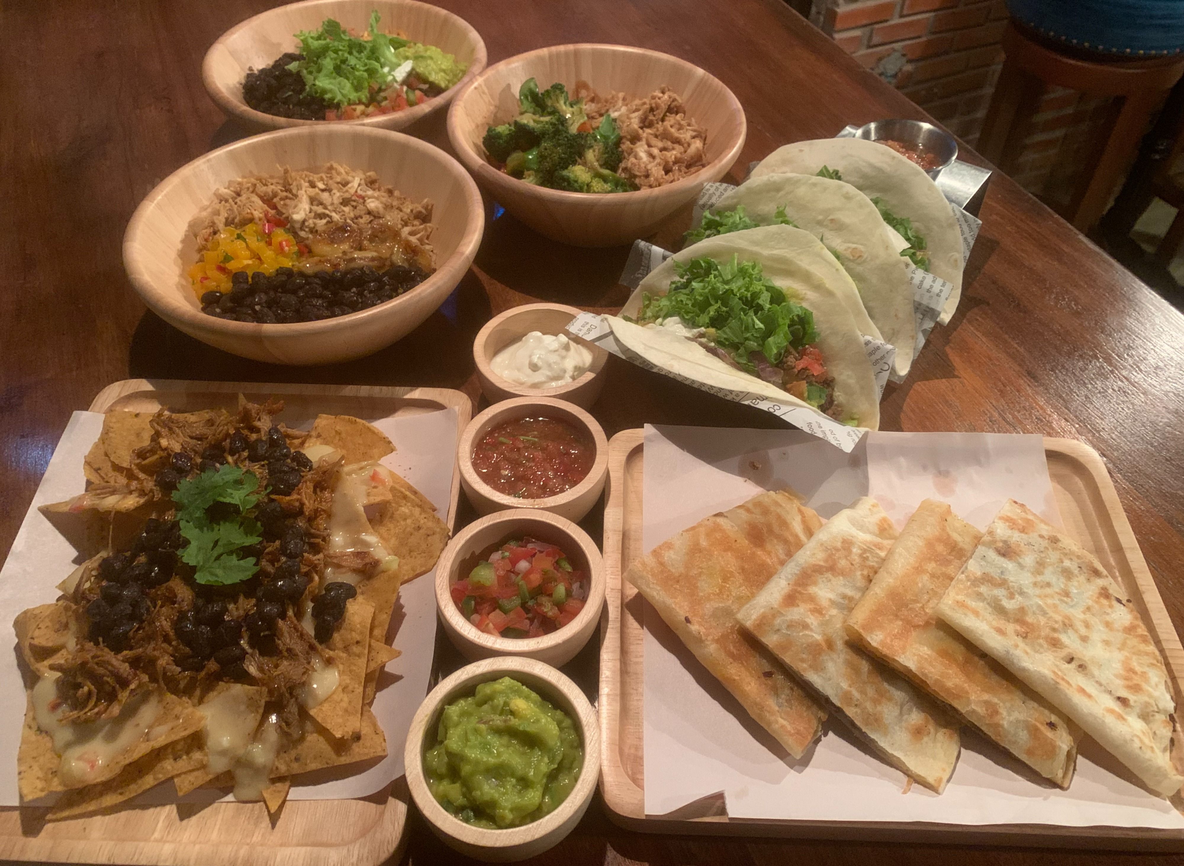 Finest Mexican Bar & Grill in Bangkok! Tacos, Burritos, Fajitas, Quesadillas