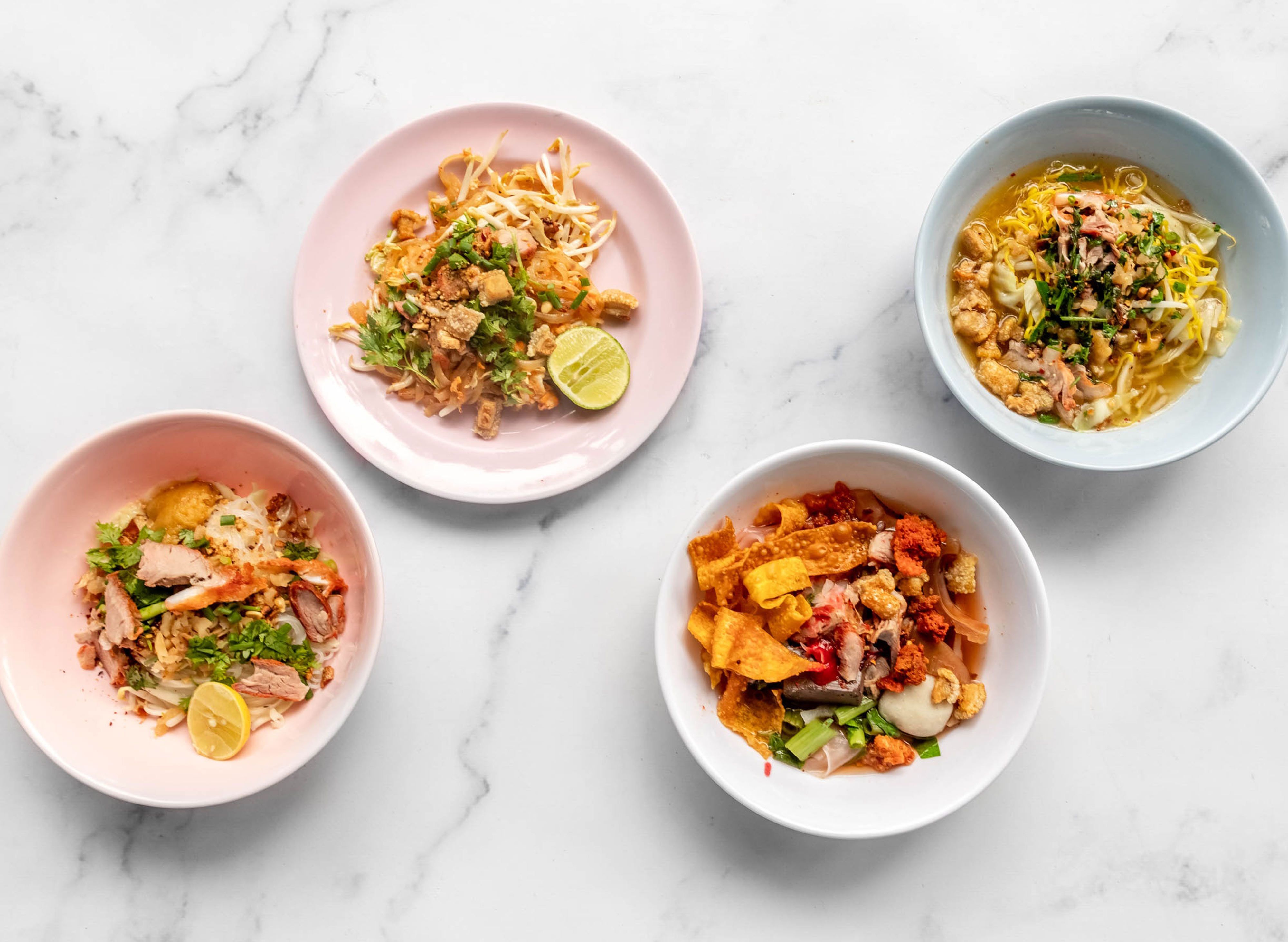 สั่งผัดไทย หมูแดง (ป้าคอง) ท่าอิฐ อาหารตามสั่งใกล้บ้านคุณในUttaradit ...