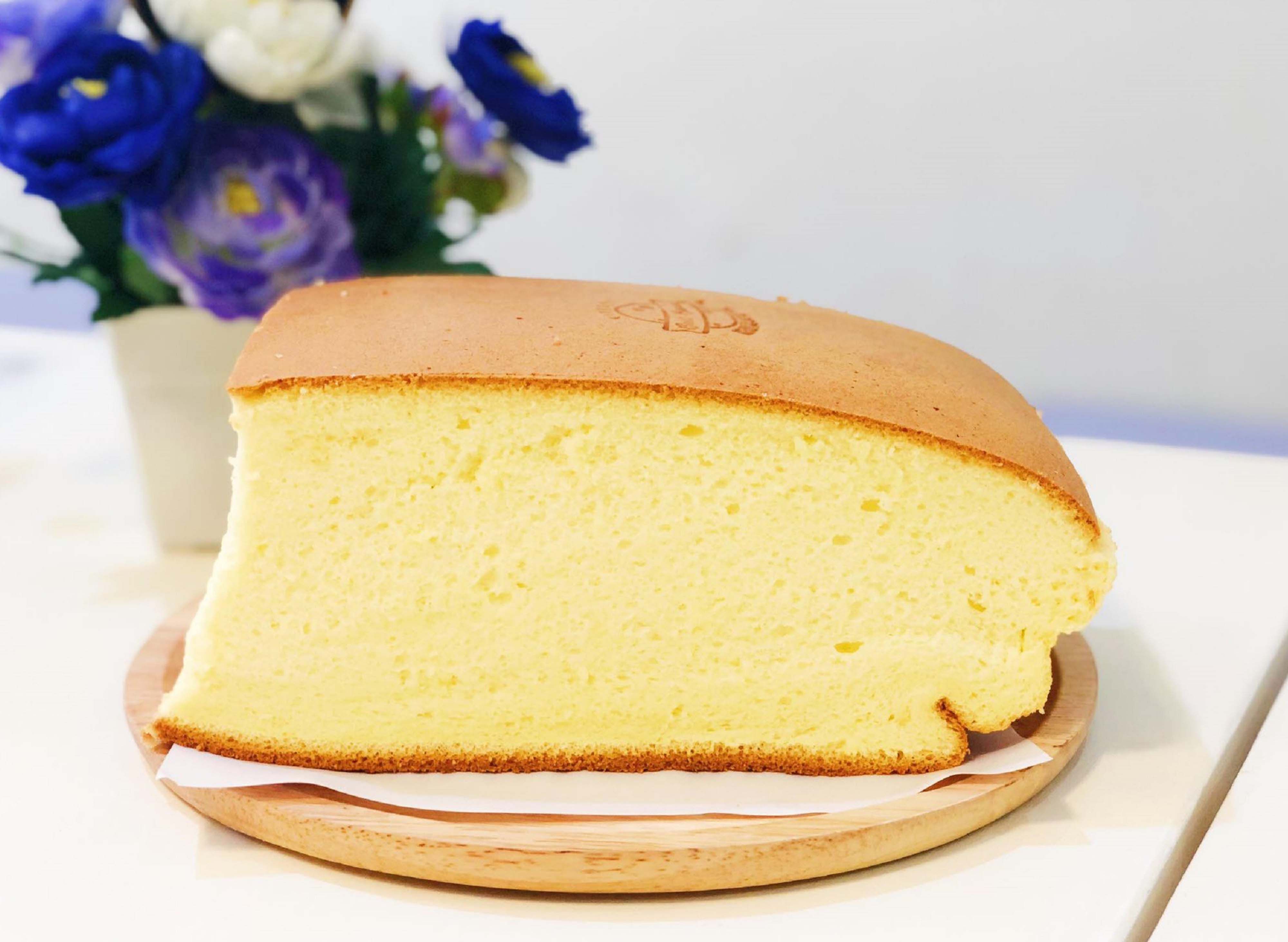 Taiwanese Castella Cake Delivery Near You In Sukhothai Foodpanda