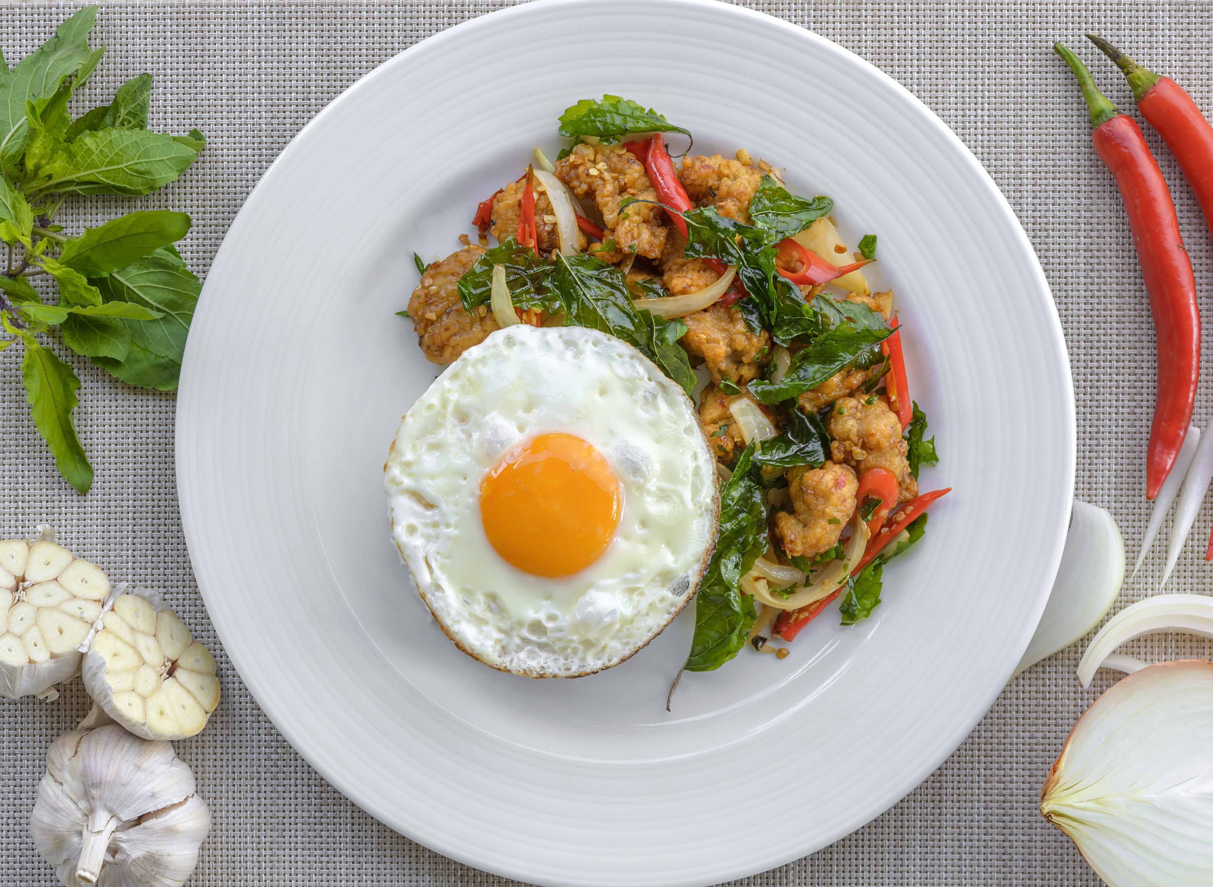 Takla Mee Kin Ran Arhan Tam Jai Sang delivery near you in Bangkok