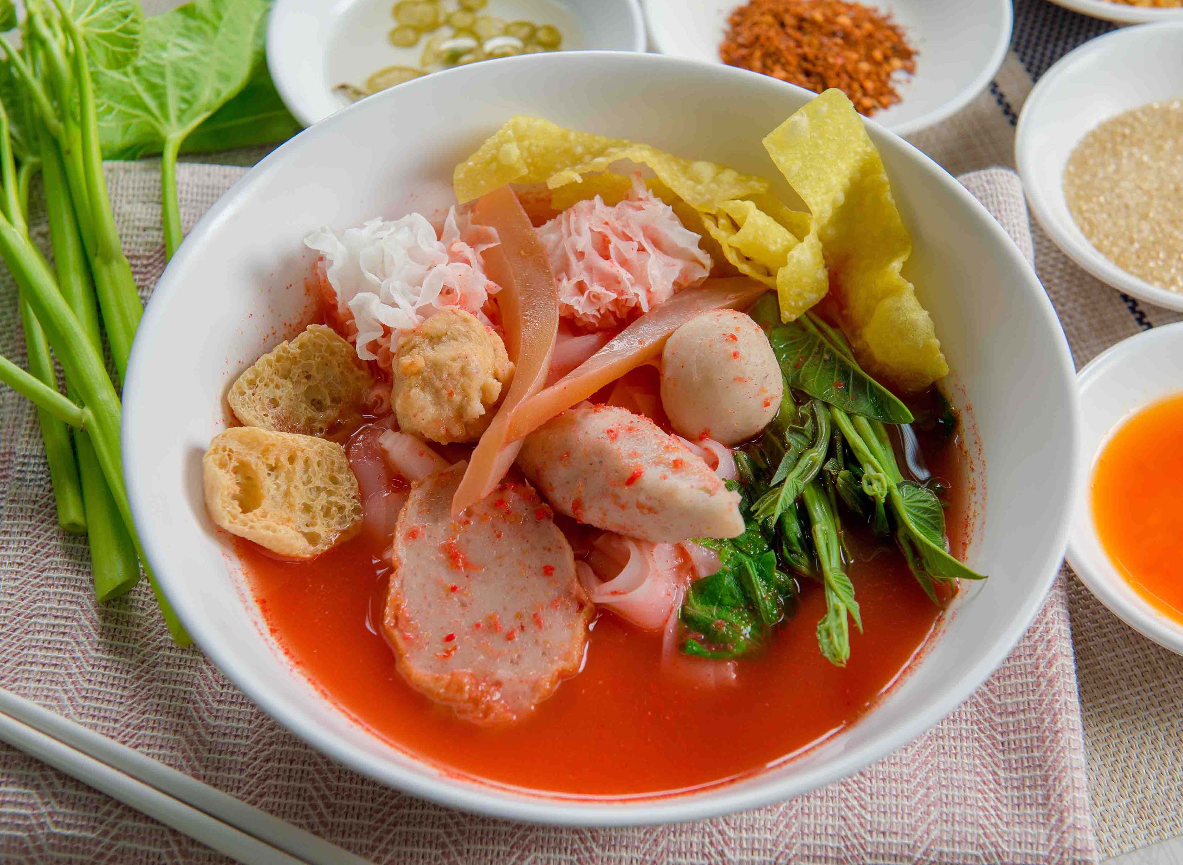 สั่งเจ๊เล็กเย็นตาโฟ (หนองมะหาด)ใกล้บ้านคุณในRayong | foodpanda