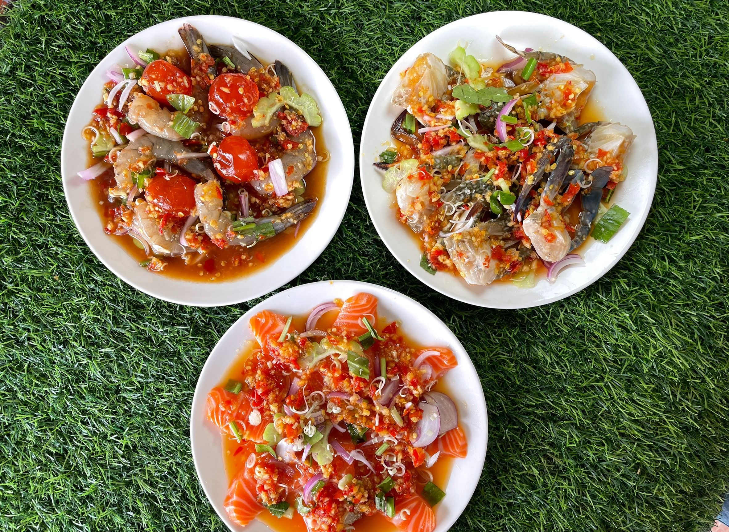 Yum Pu Gu Dong Aeng Che Sri (Tha Khon Yang) delivery near you in Maha