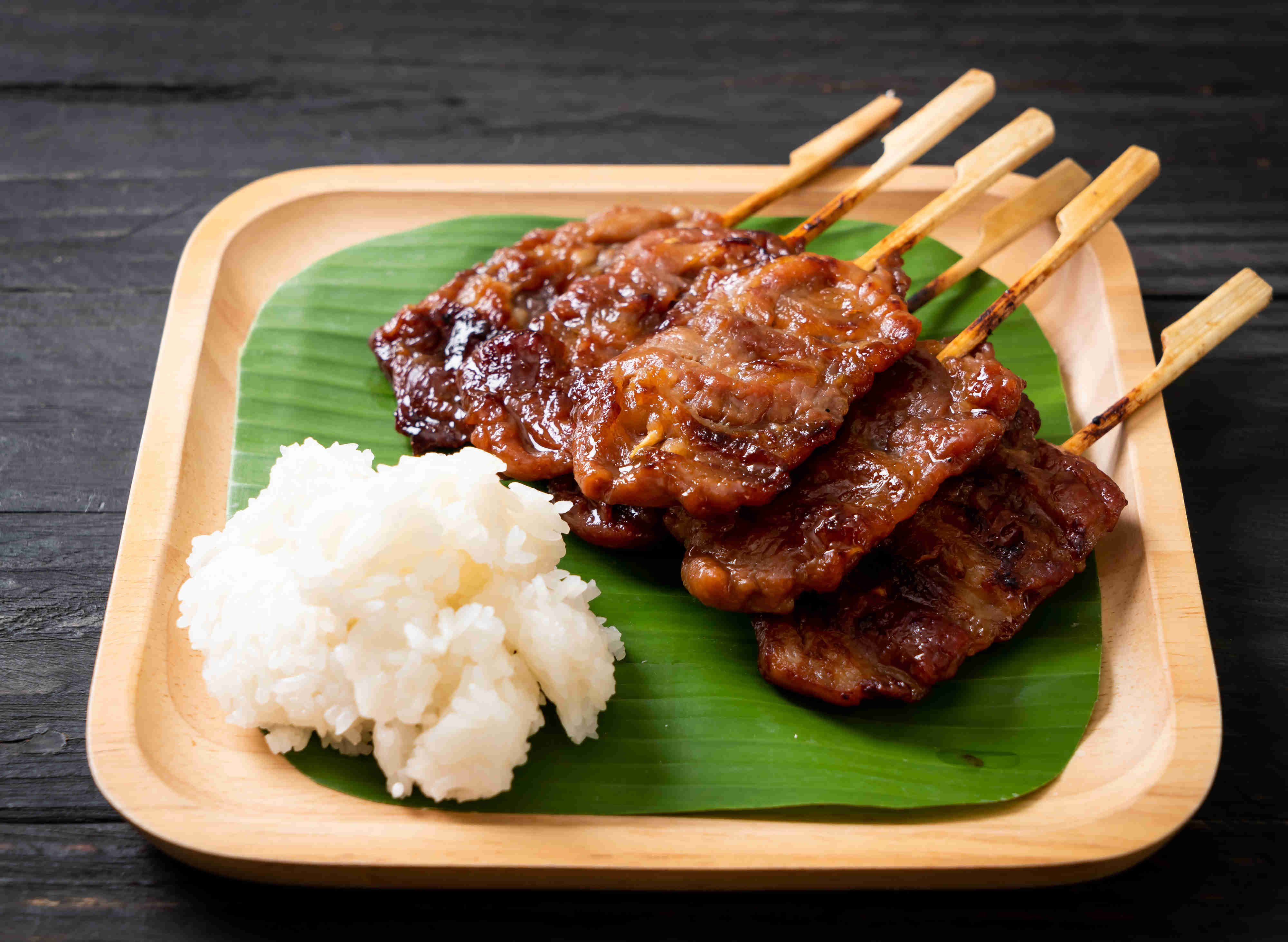 สั่งลูกอม ข้าวเหนียวหมูปิ้งใกล้บ้านคุณในPattani | foodpanda