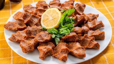 Battalbey Çiğ Köftecisi