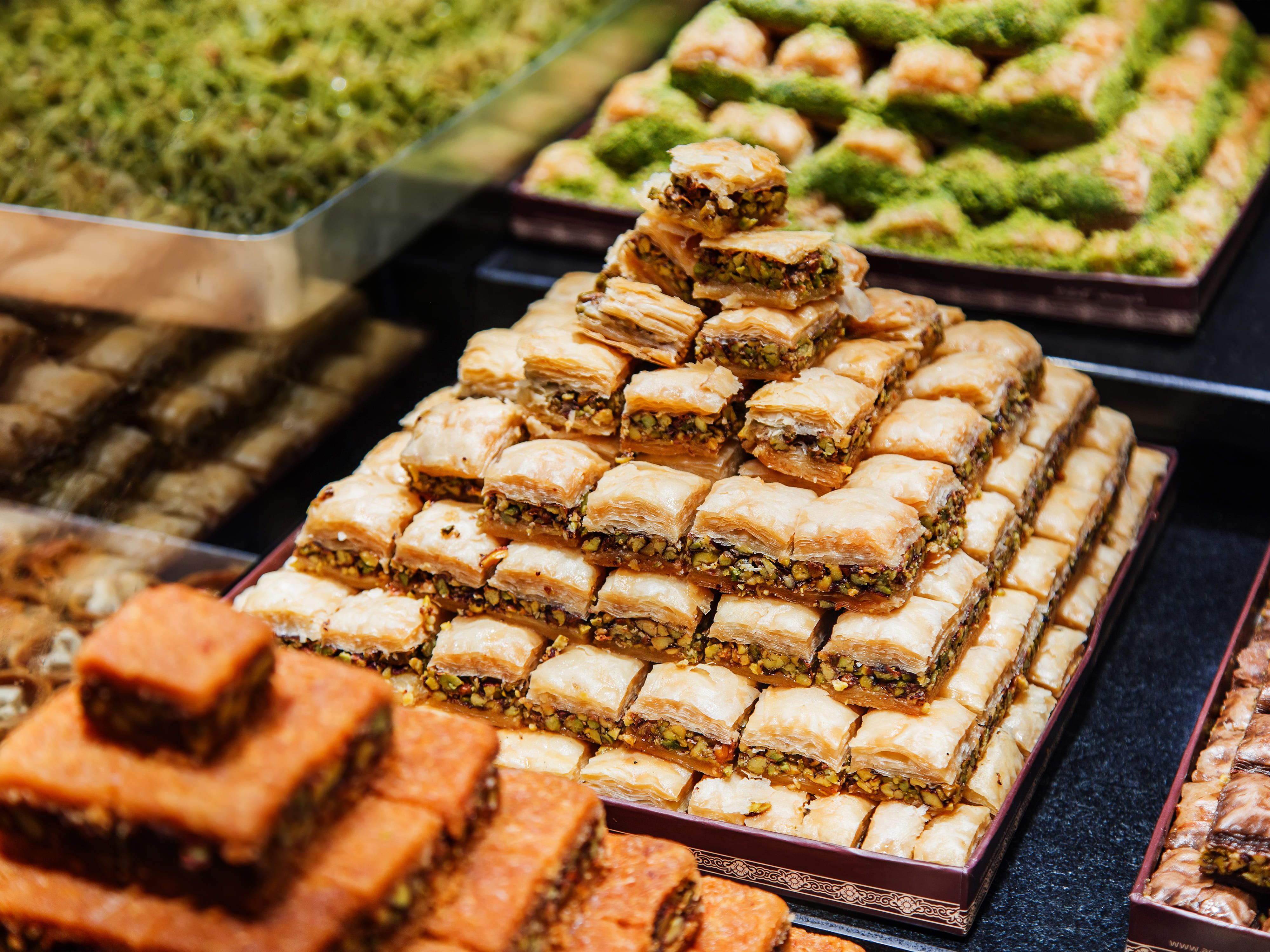 Azizem Baklava & Lokum vendor logo