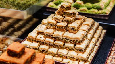 Azizem Baklava & Lokum