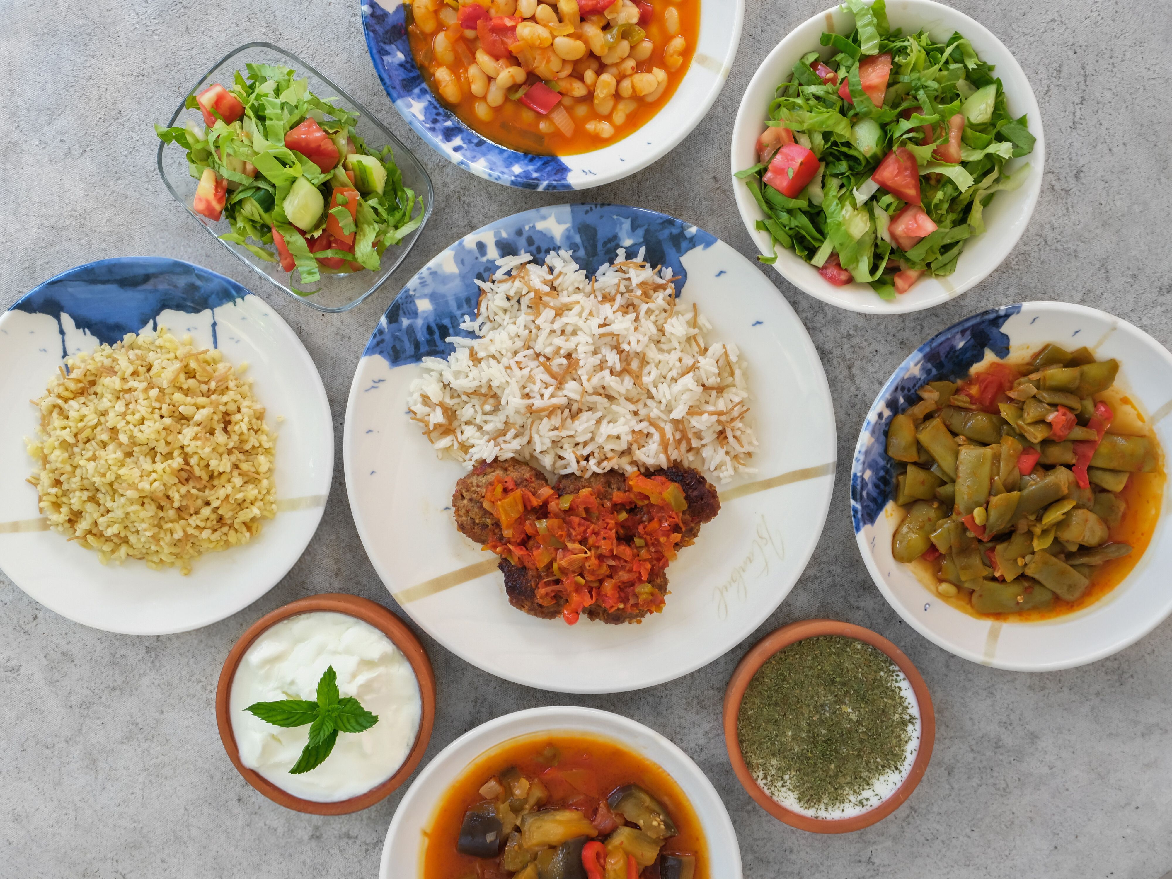 Mahzenim Yöresel Ev Yemekleri Millet Bahçesi vendor logo