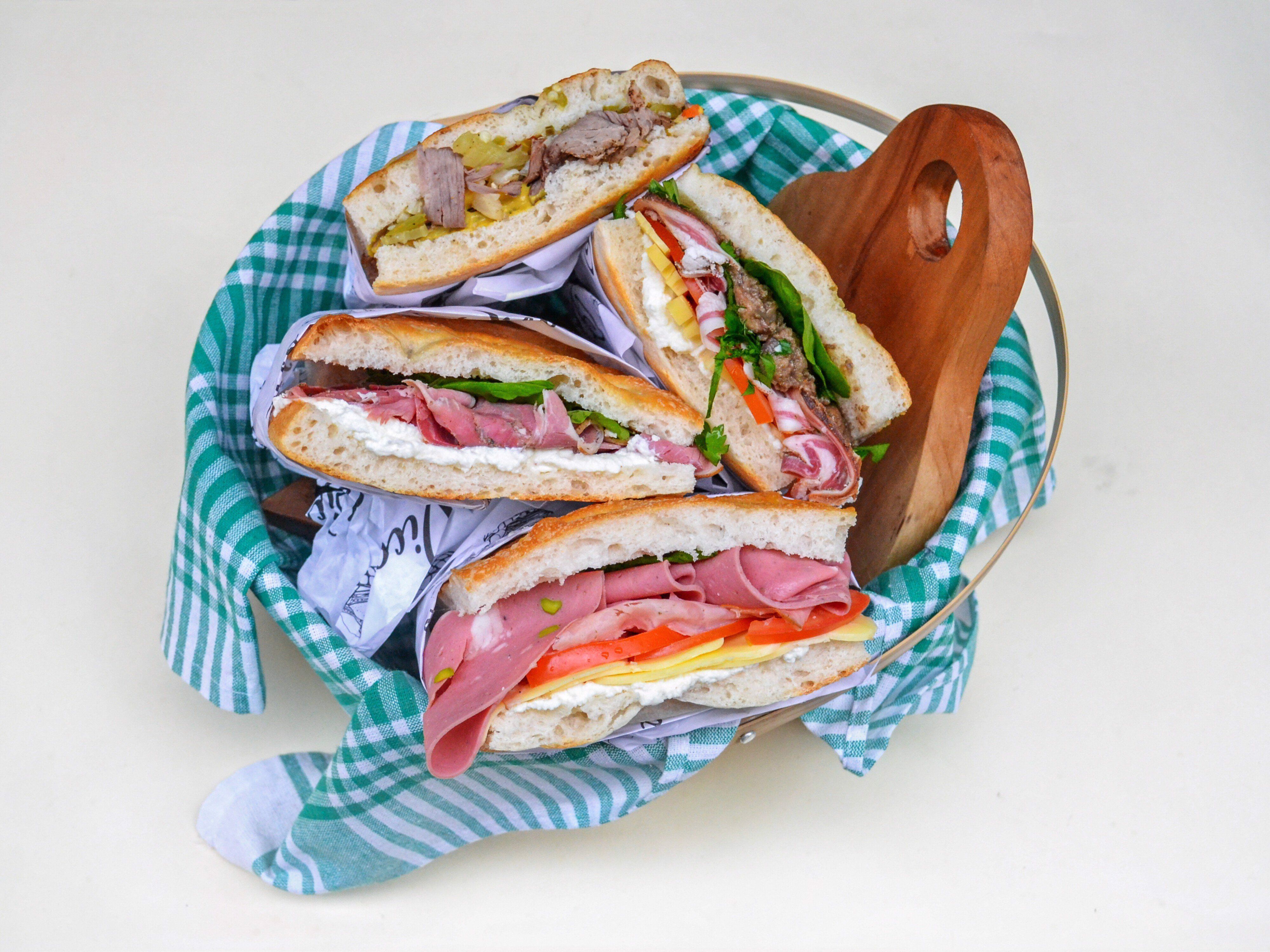 Vico Sandwiches & More vendor logo
