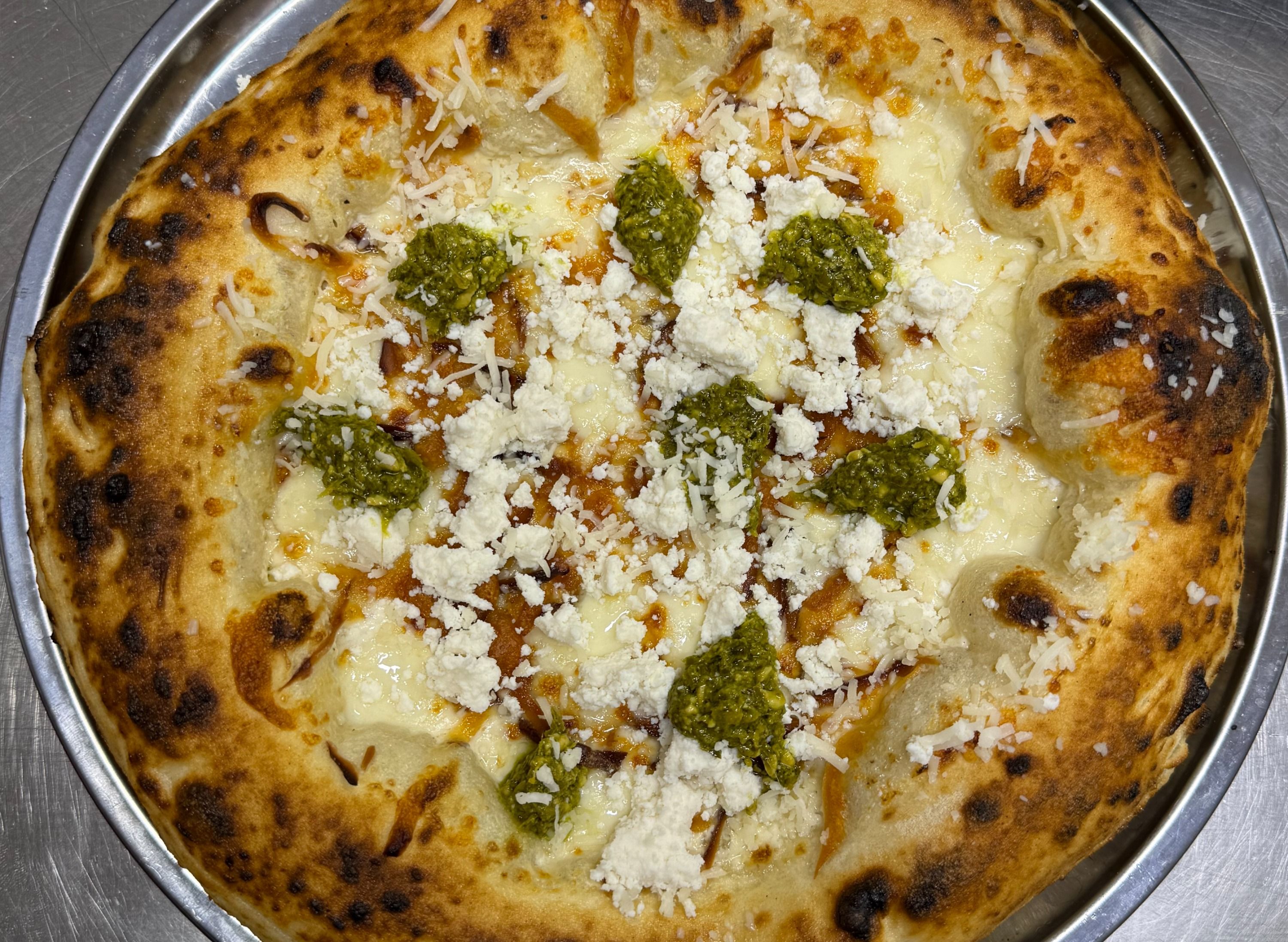 İolo Pizza vendor logo