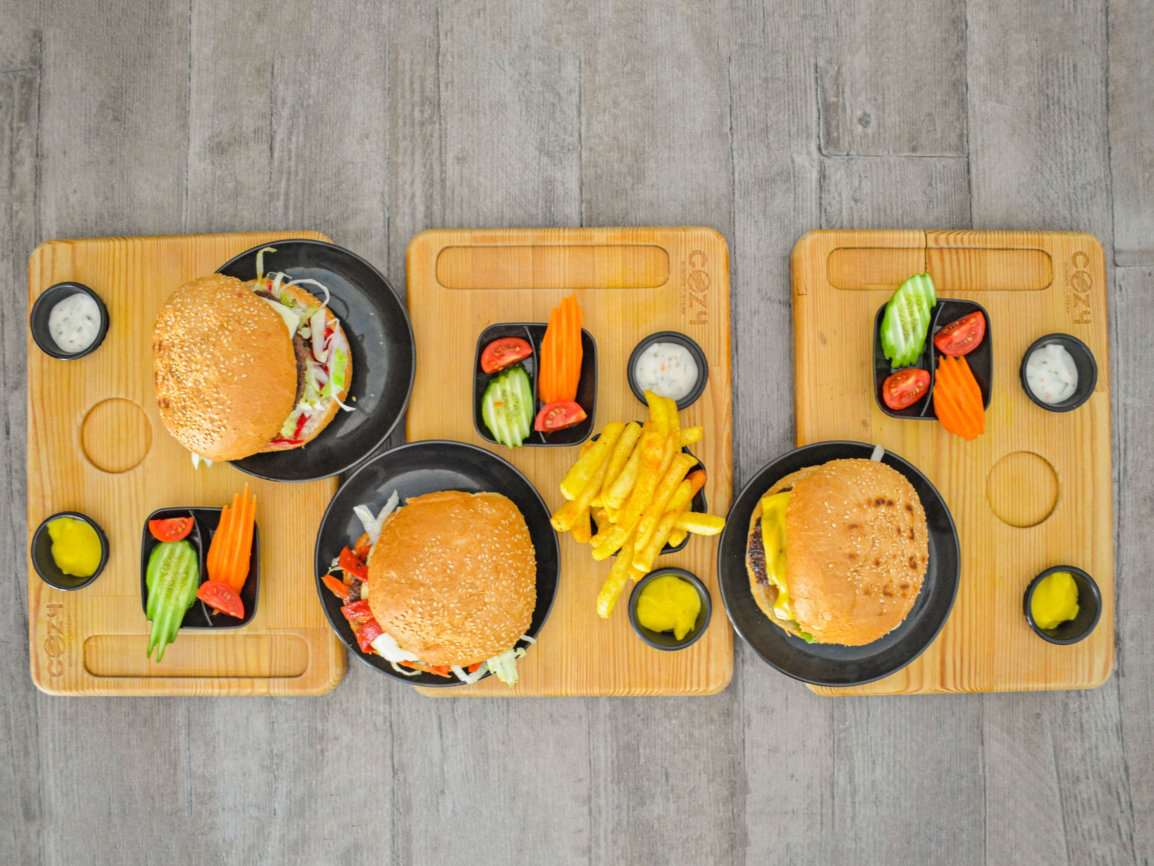 Cozy Burger vendor logo