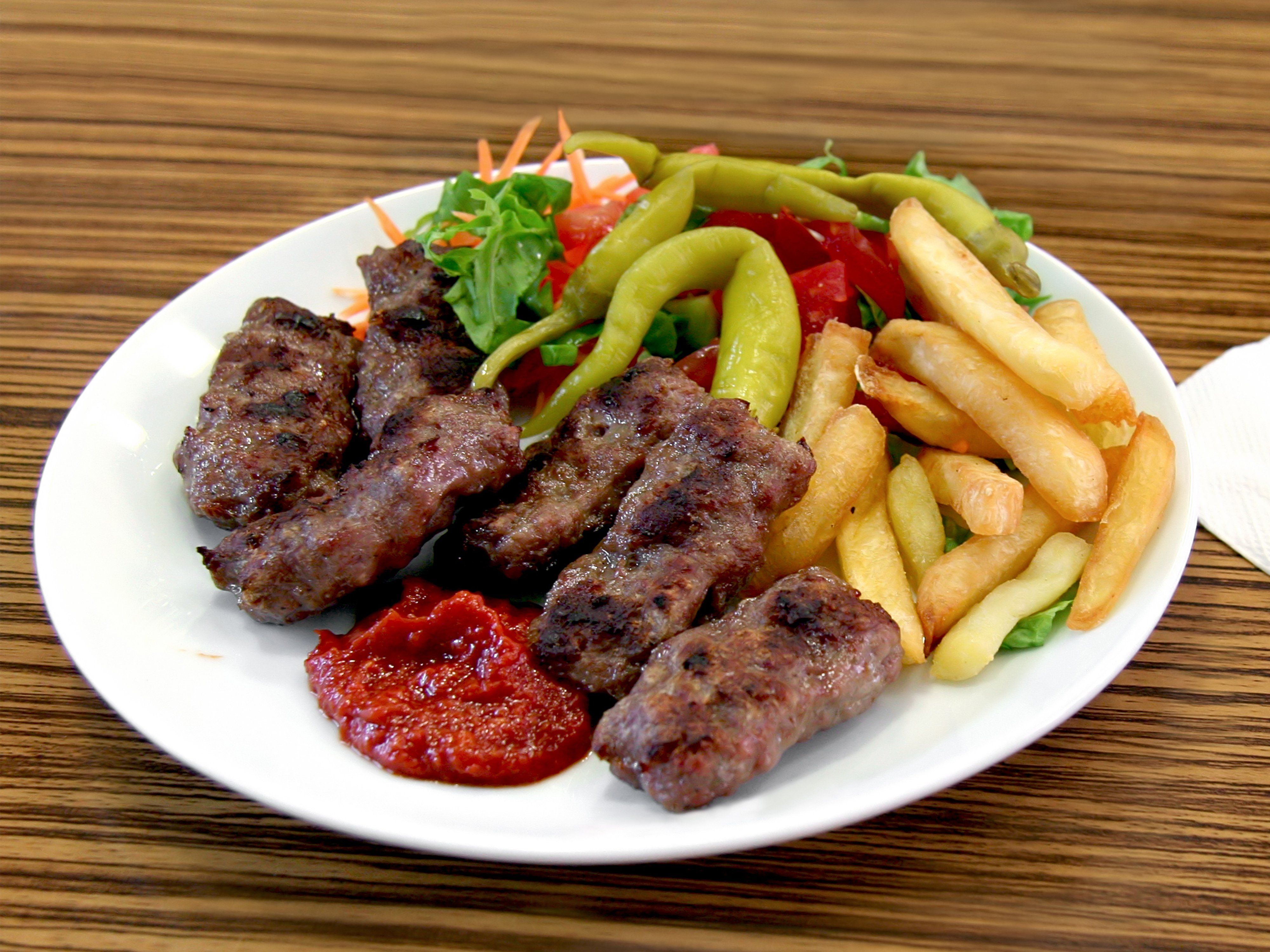 Sultan Ahmet Köfte & Kebap & Pide vendor logo