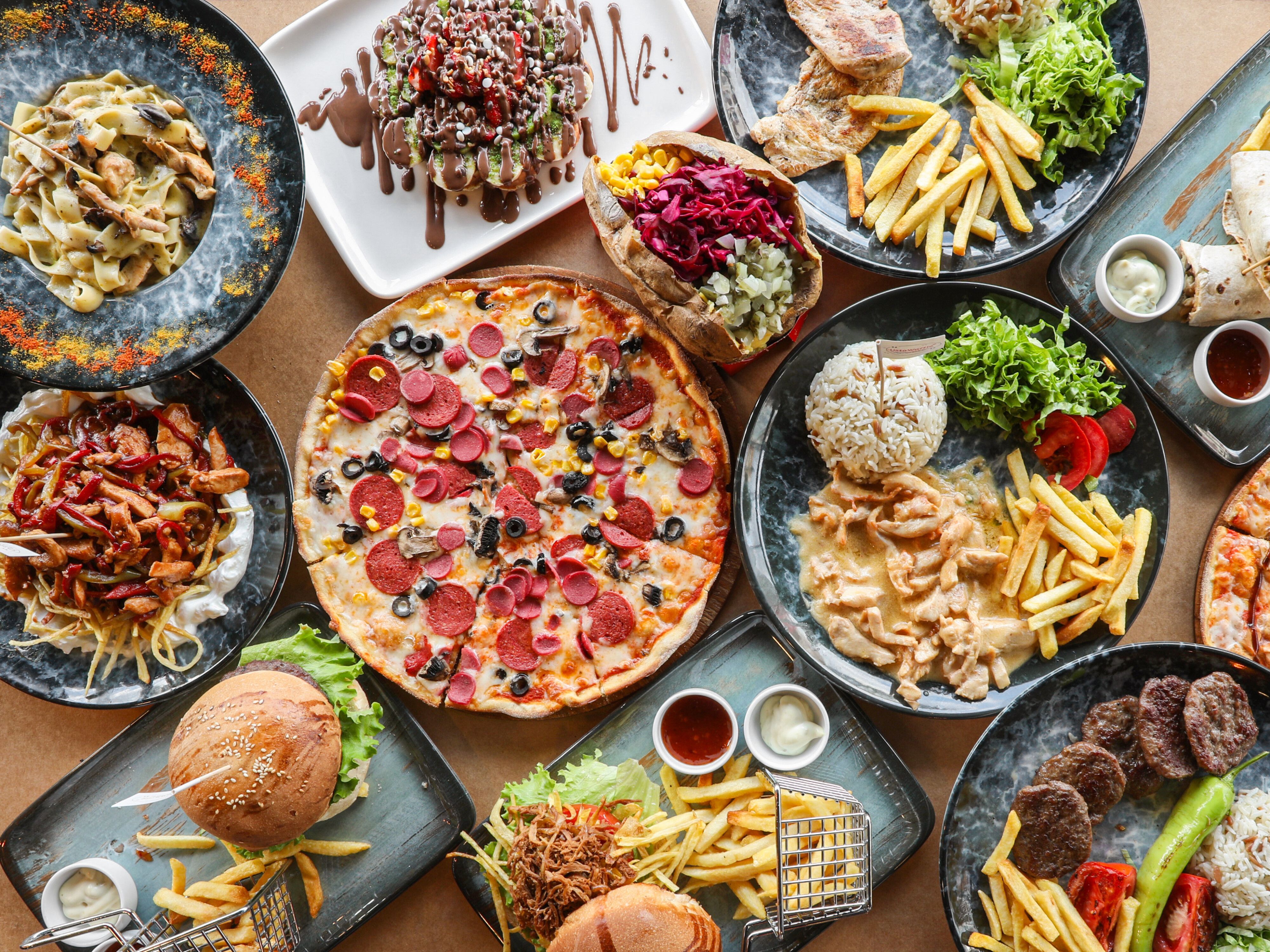 Usta Waffle Pizza & Restaurant vendor logo