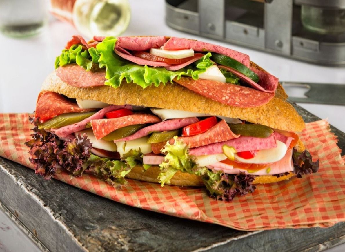 Martı Şarküteri & Sandwich vendor logo