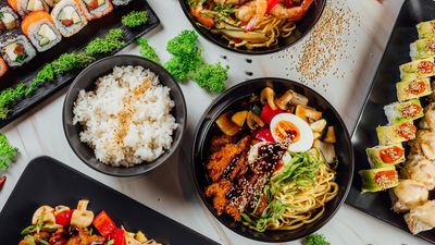 X İn Wok & Noodles Sokak Lezzetleri