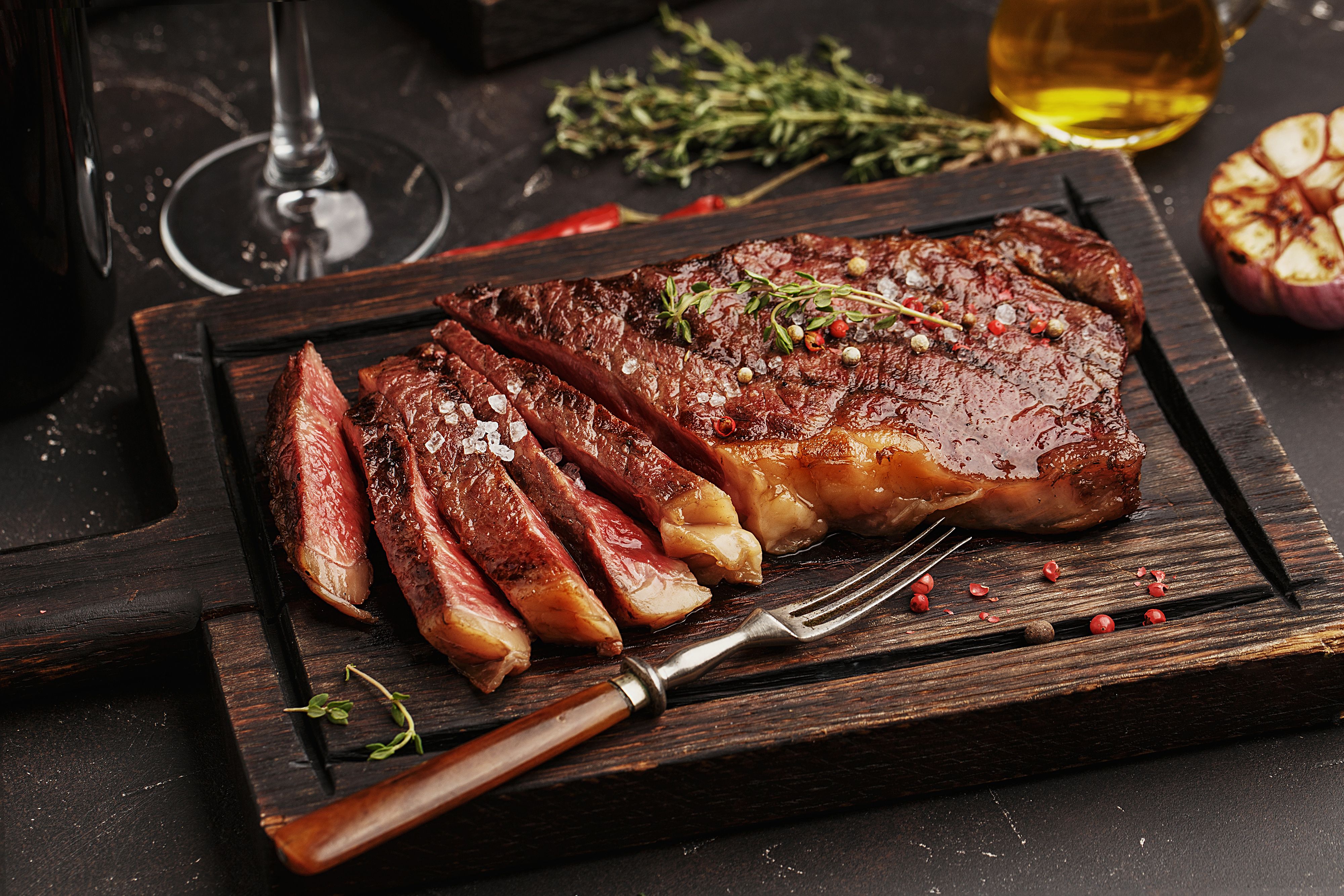 Köz Kırmızı Steak House vendor logo