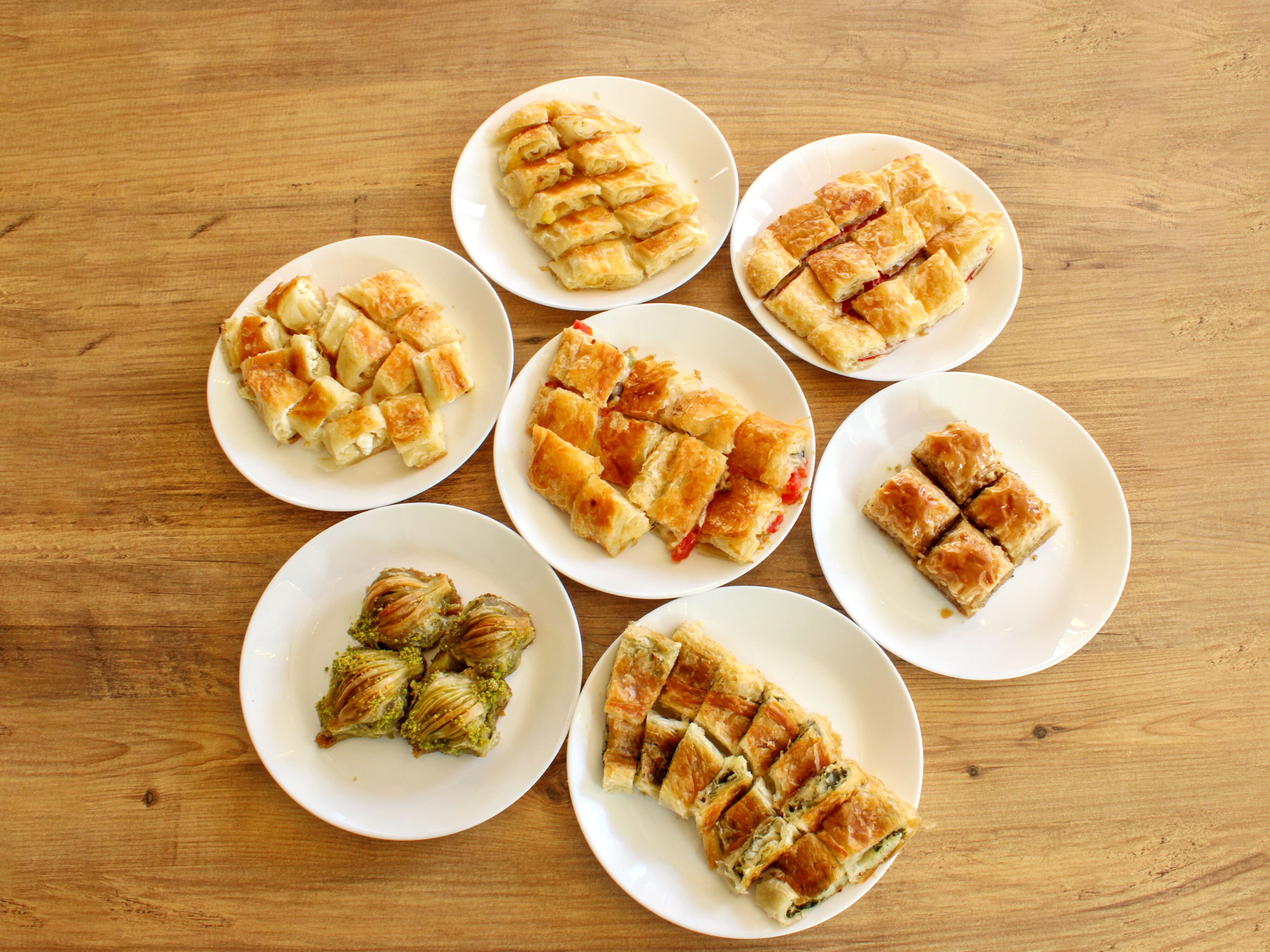 Tiroğulları Börek & Baklava vendor logo