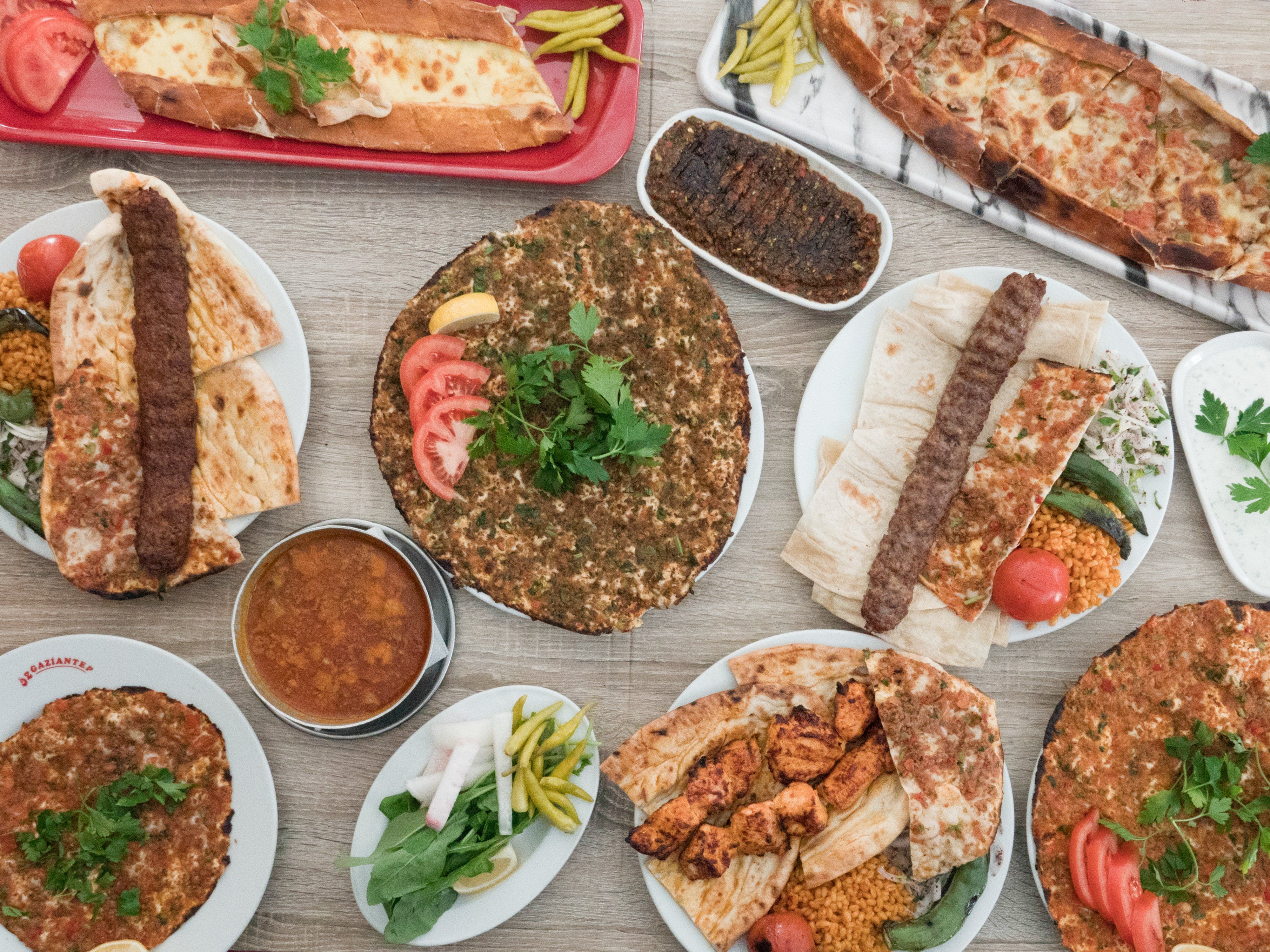 Öz Gaziantep Pide & Kebap & Lahmacun vendor logo