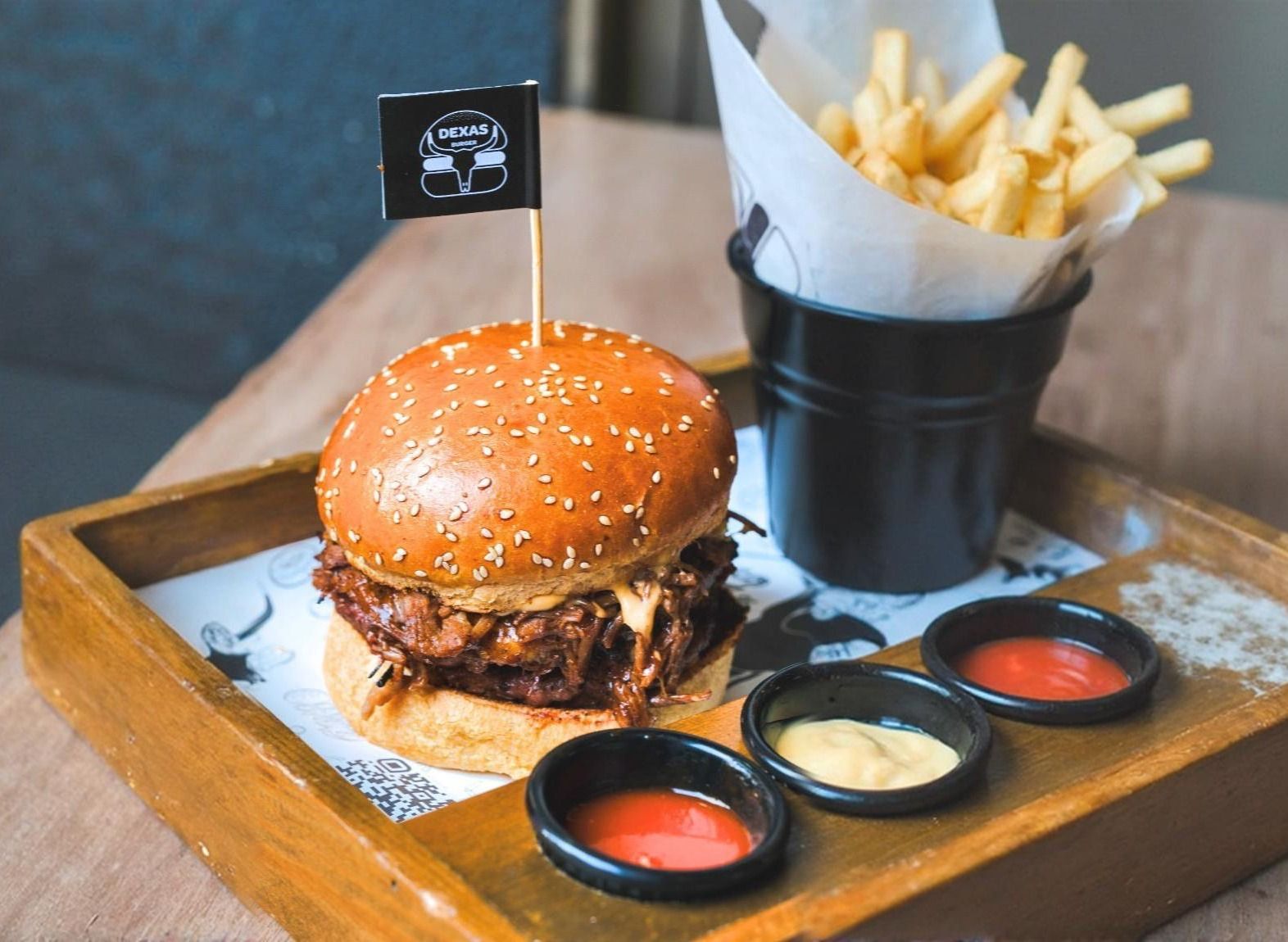Dexas Burger vendor logo