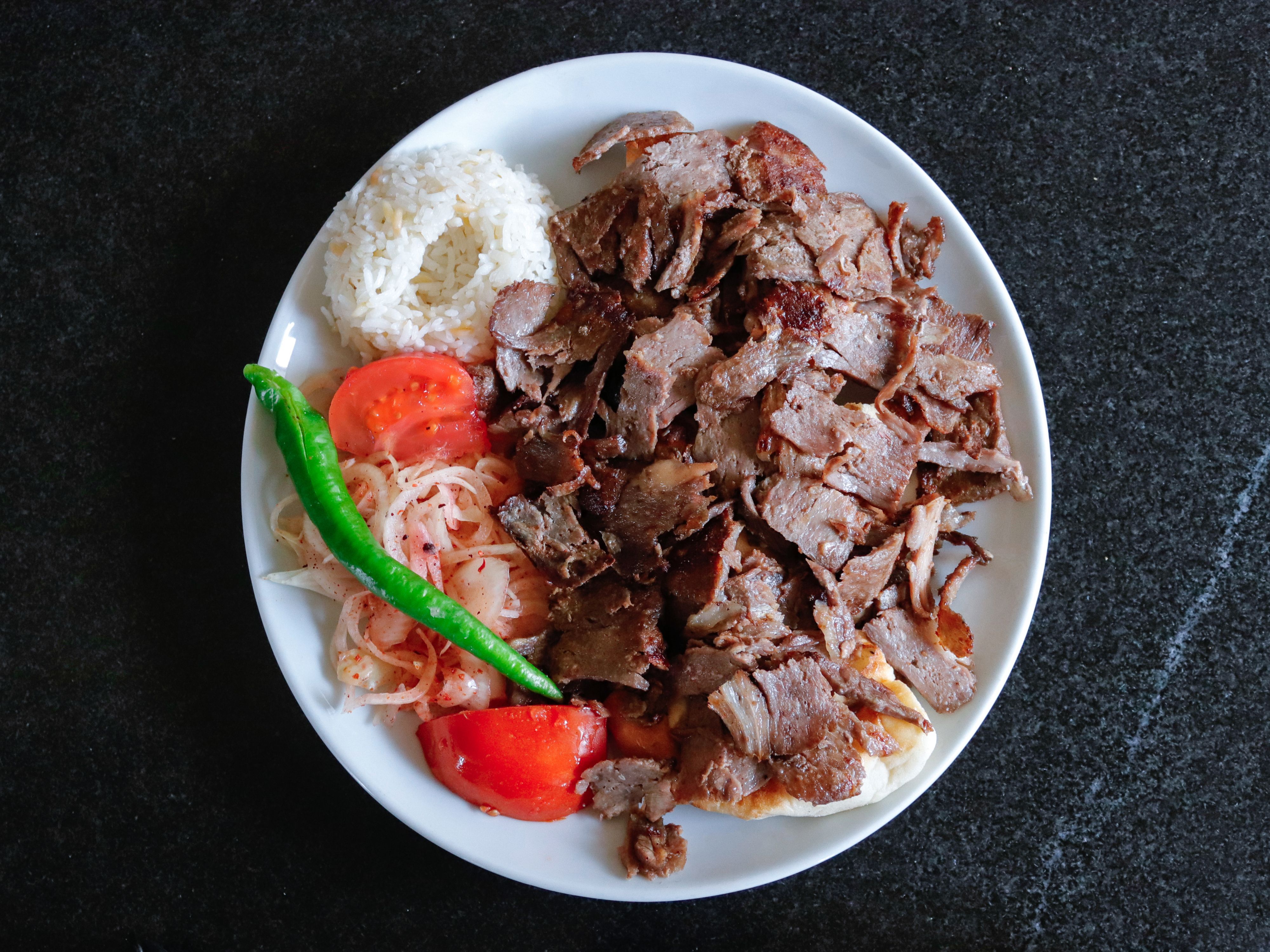 Rafık’s Döner vendor logo