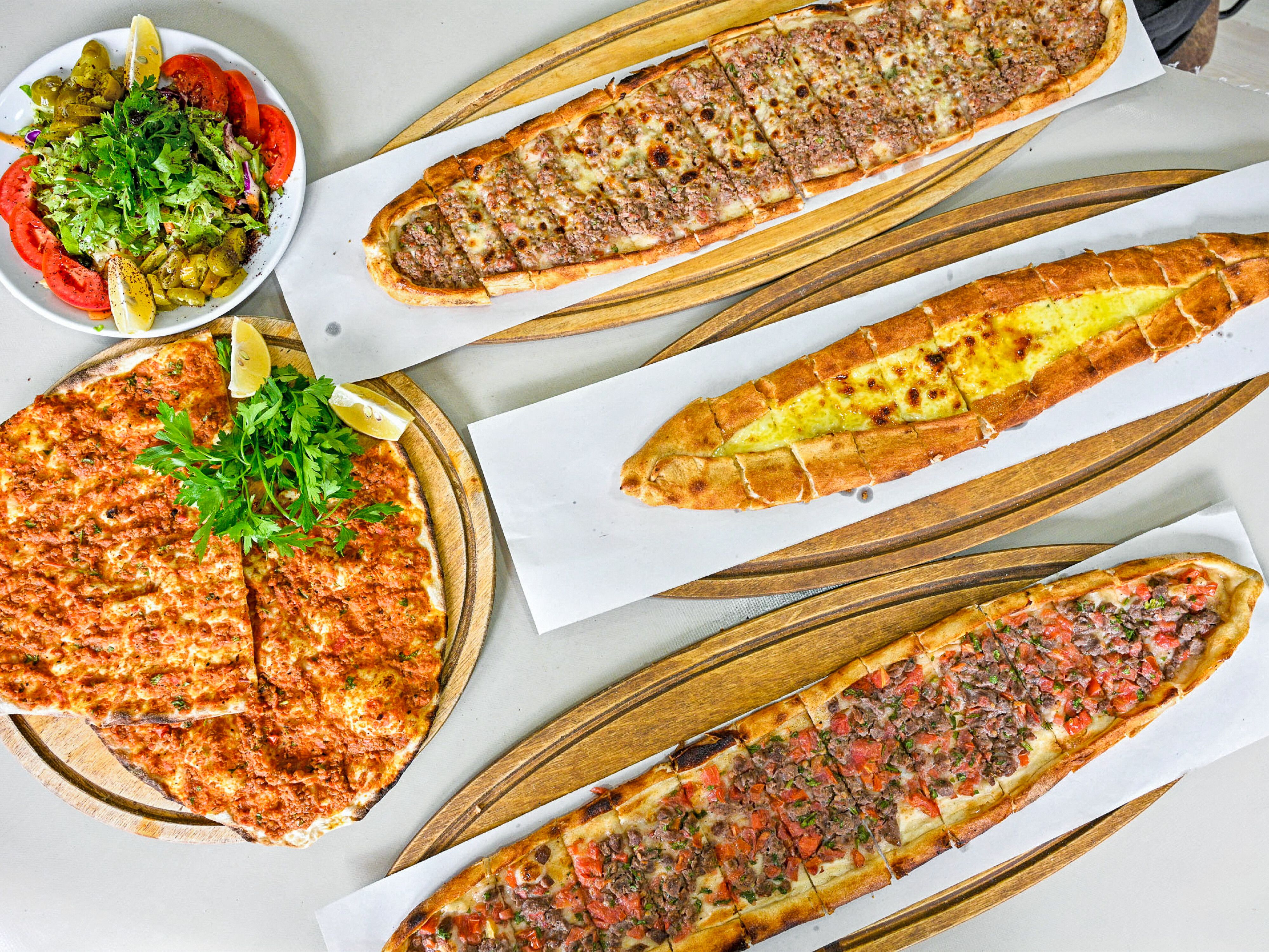 Yeni Karadeniz Pide & Lahmacun vendor logo
