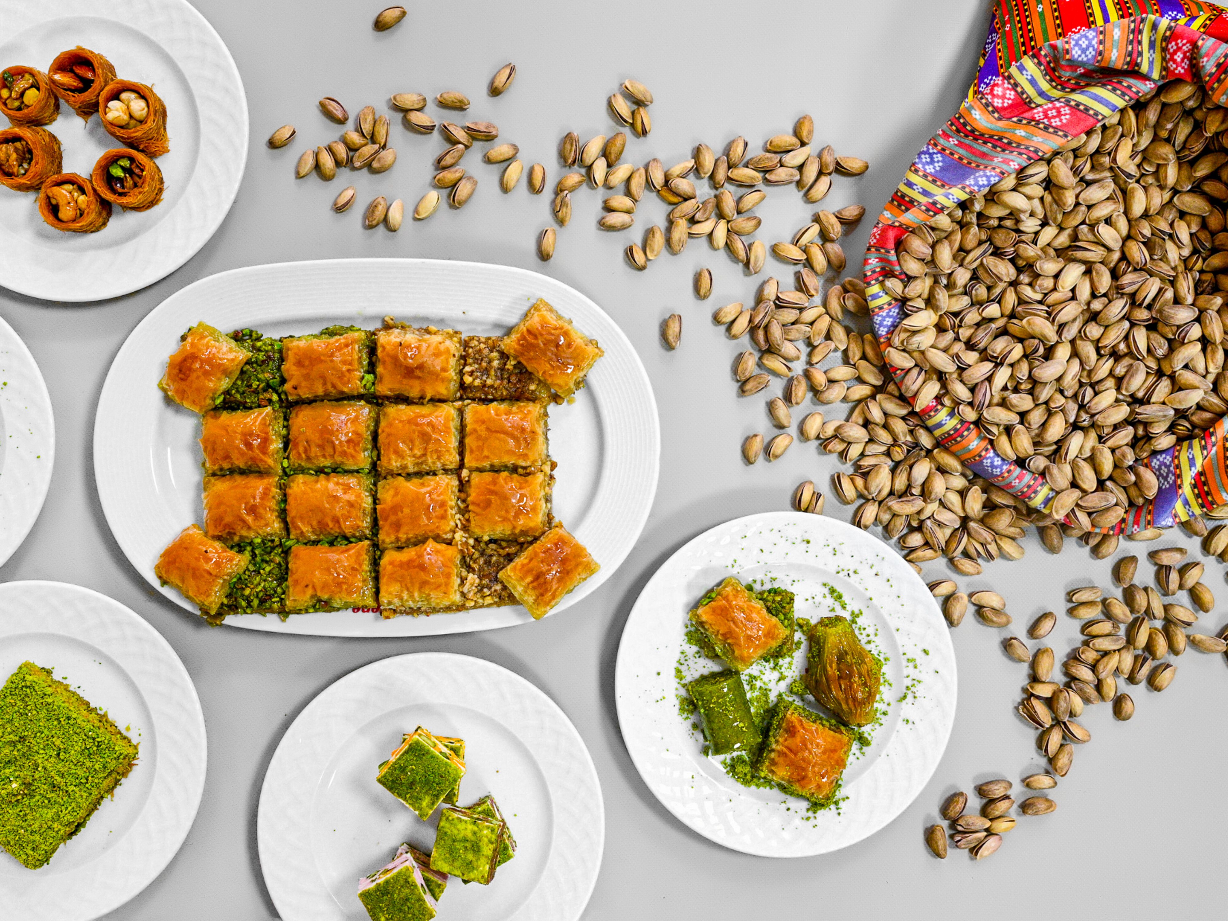 Yüzde Yüz Antep Baklavaları vendor logo