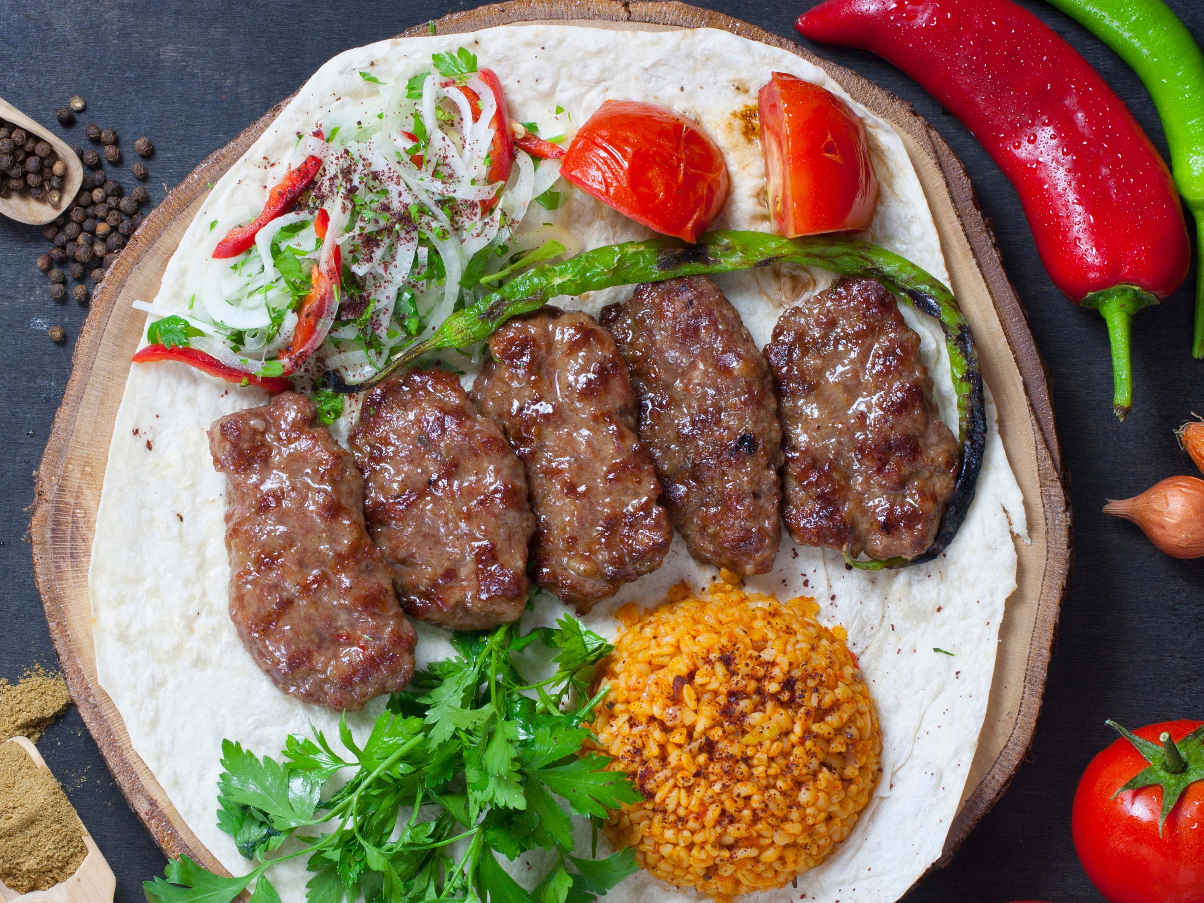 Bay Köfte & Kokoreç vendor logo