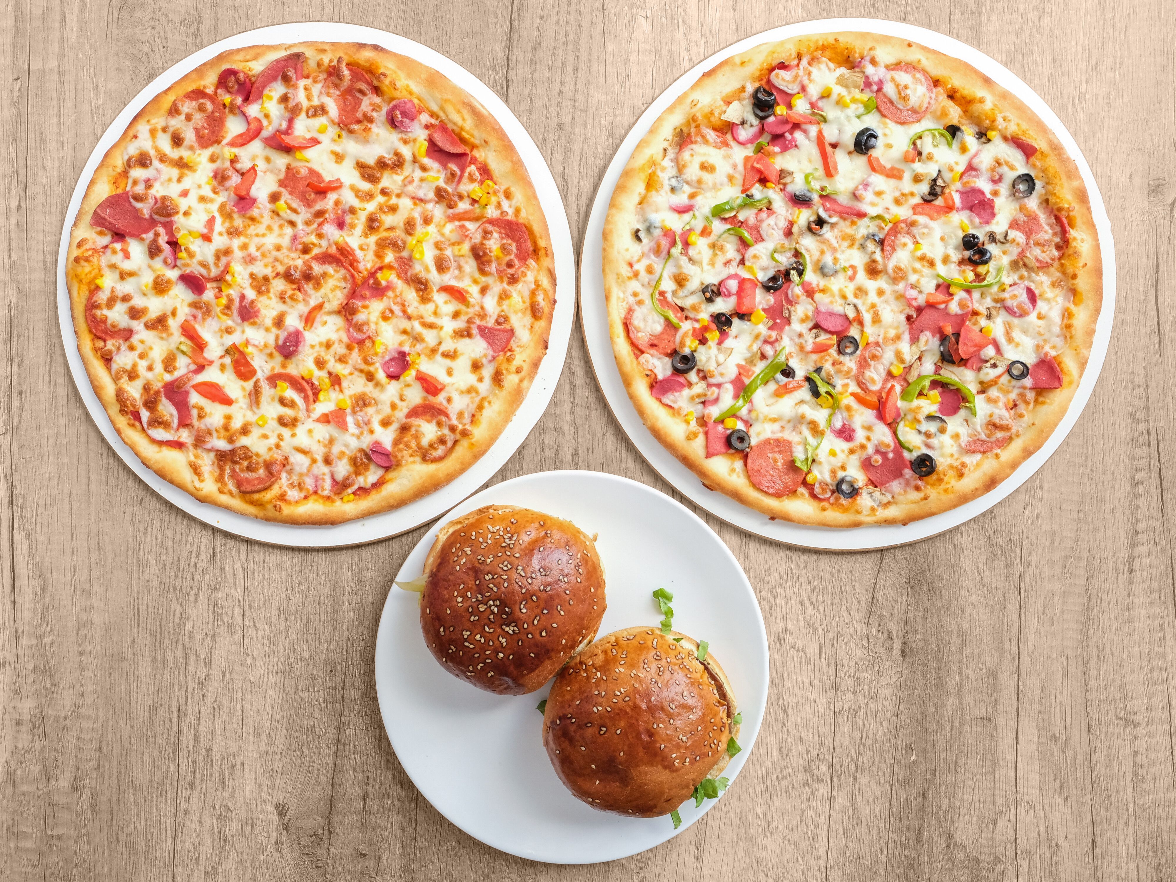 Cb Hamburger & Pizza vendor logo