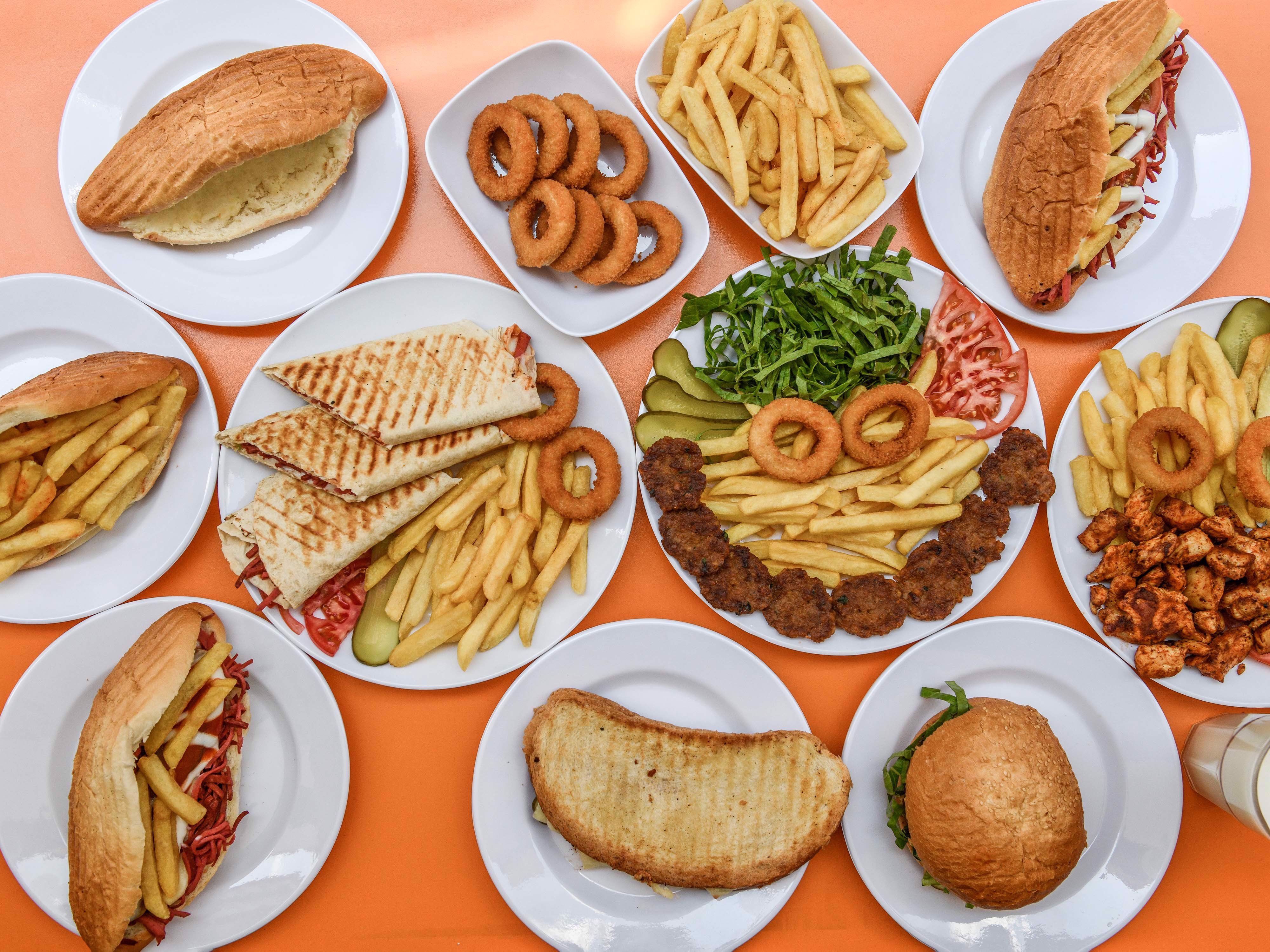 Fast Food Cafe & Canteen vendor logo