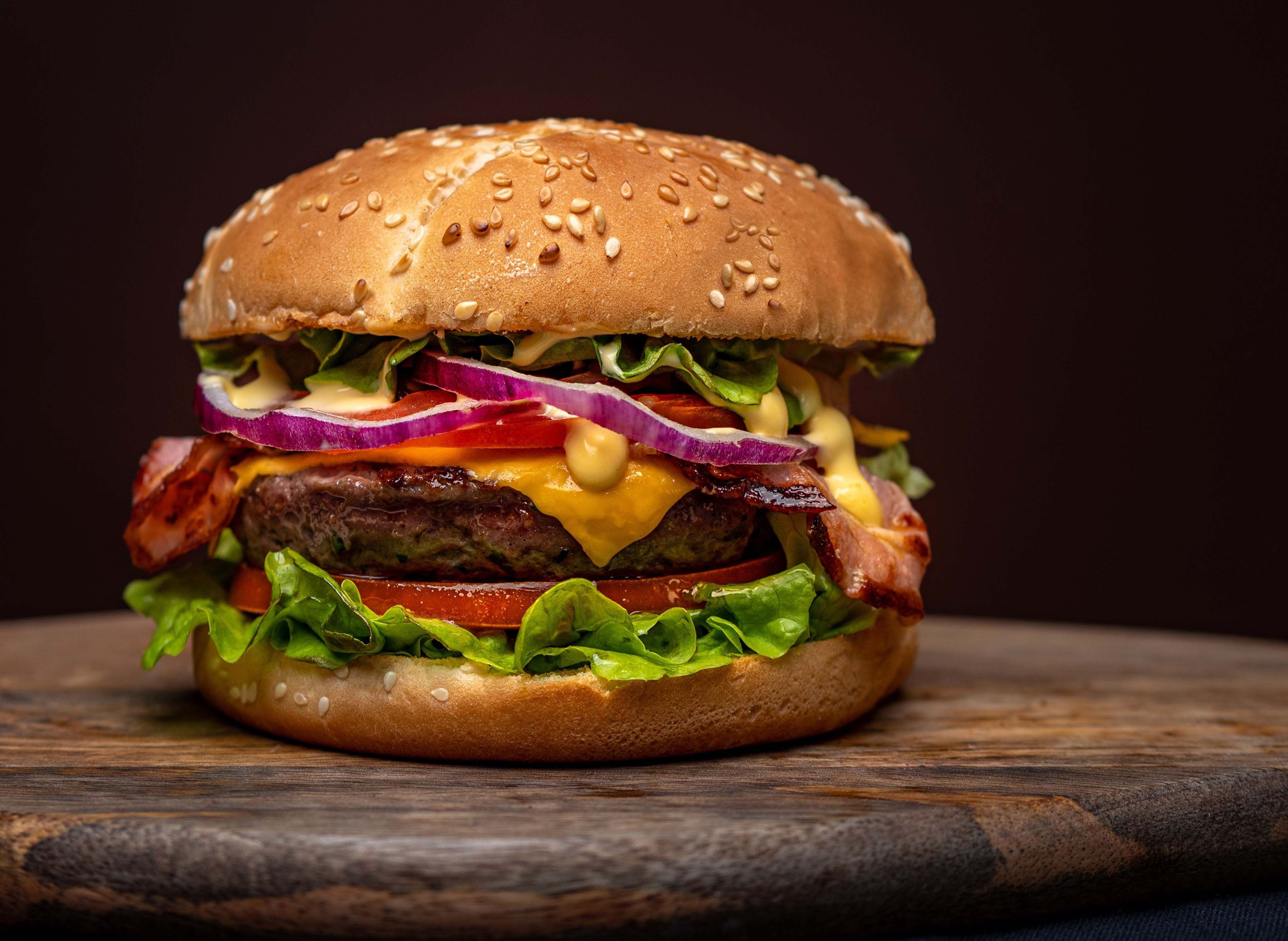 Eys Burger & Köfte vendor logo
