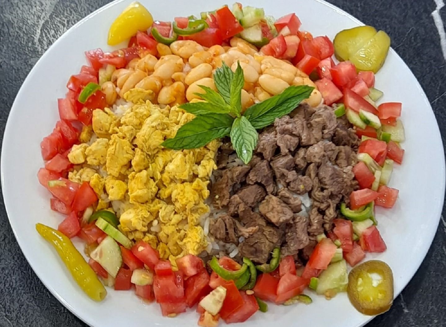 Bir Buçuk Pilav vendor logo