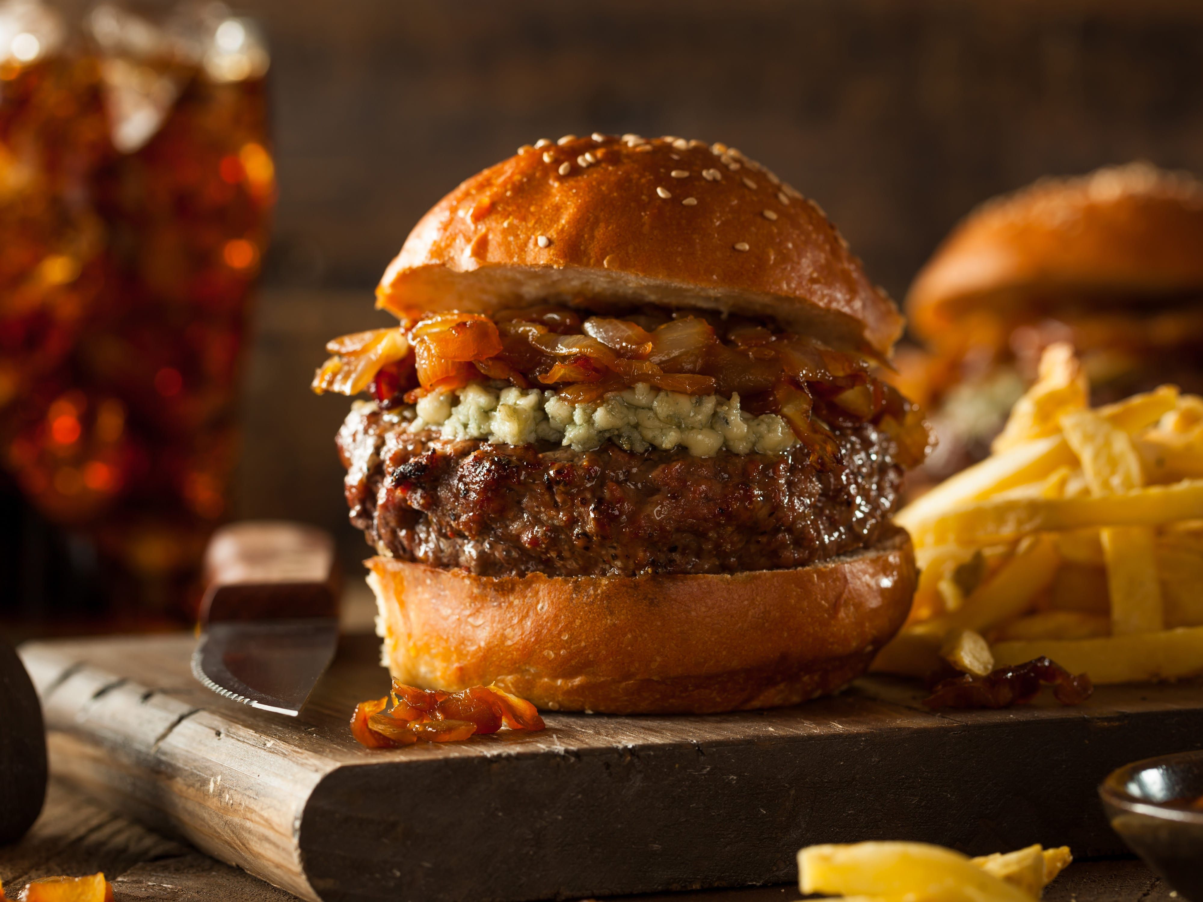 Antik Burger & Makarna vendor logo