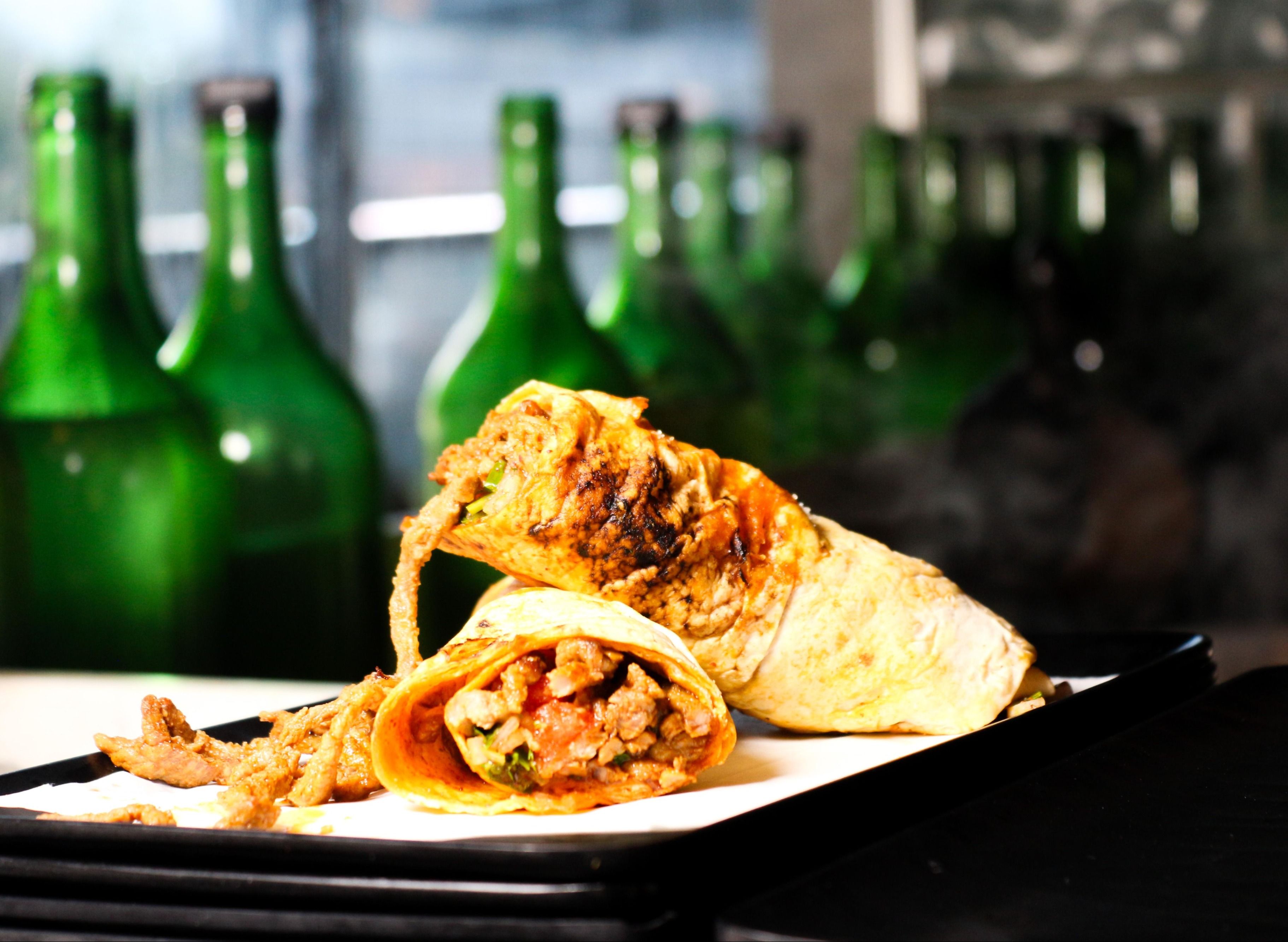 Veli Usta Tantuni & Lahmacun vendor logo