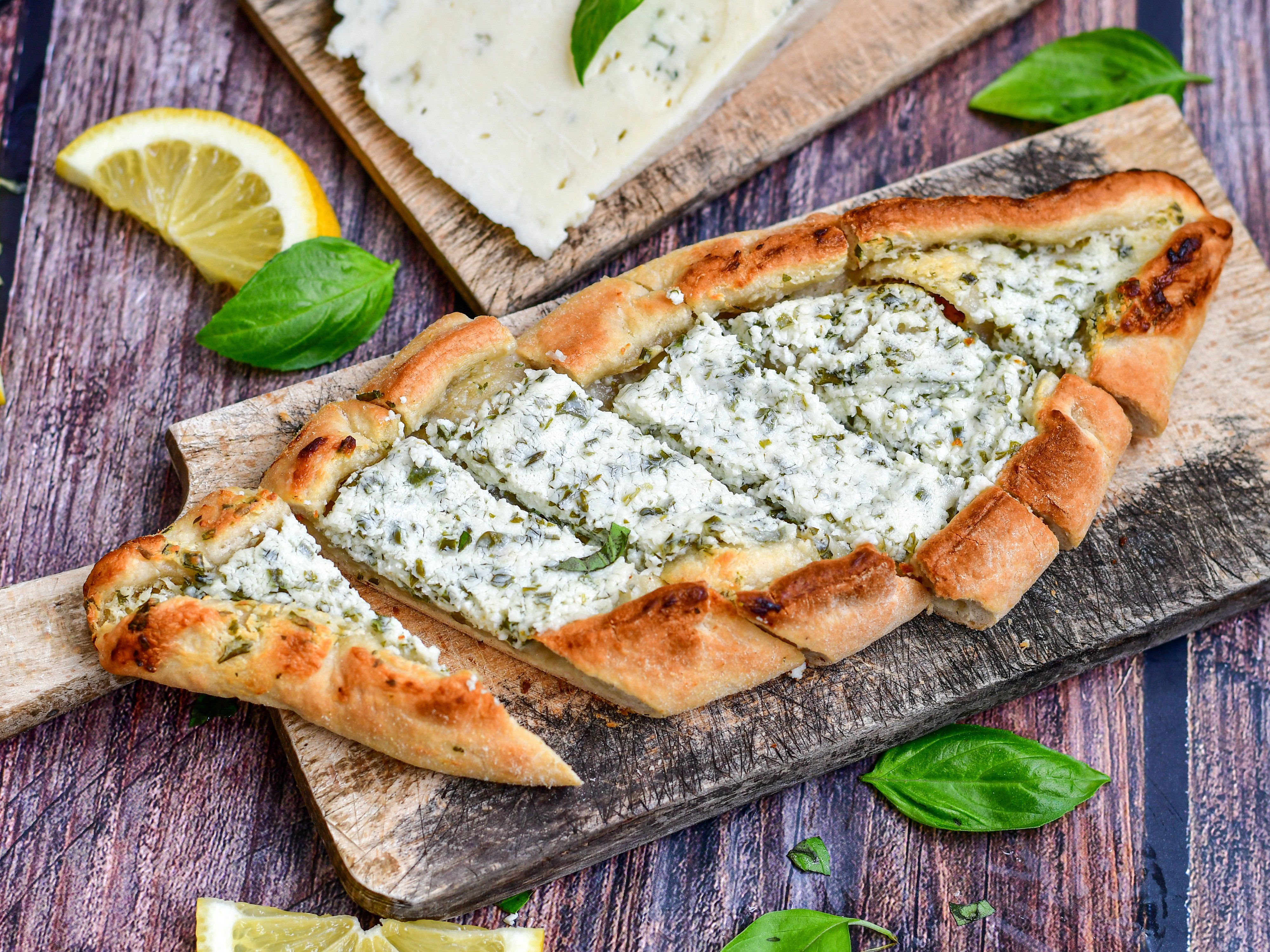 Lezzet Sarıyer Pide & Börek vendor logo