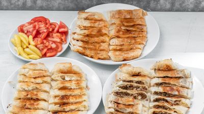 Lale Börekçilik