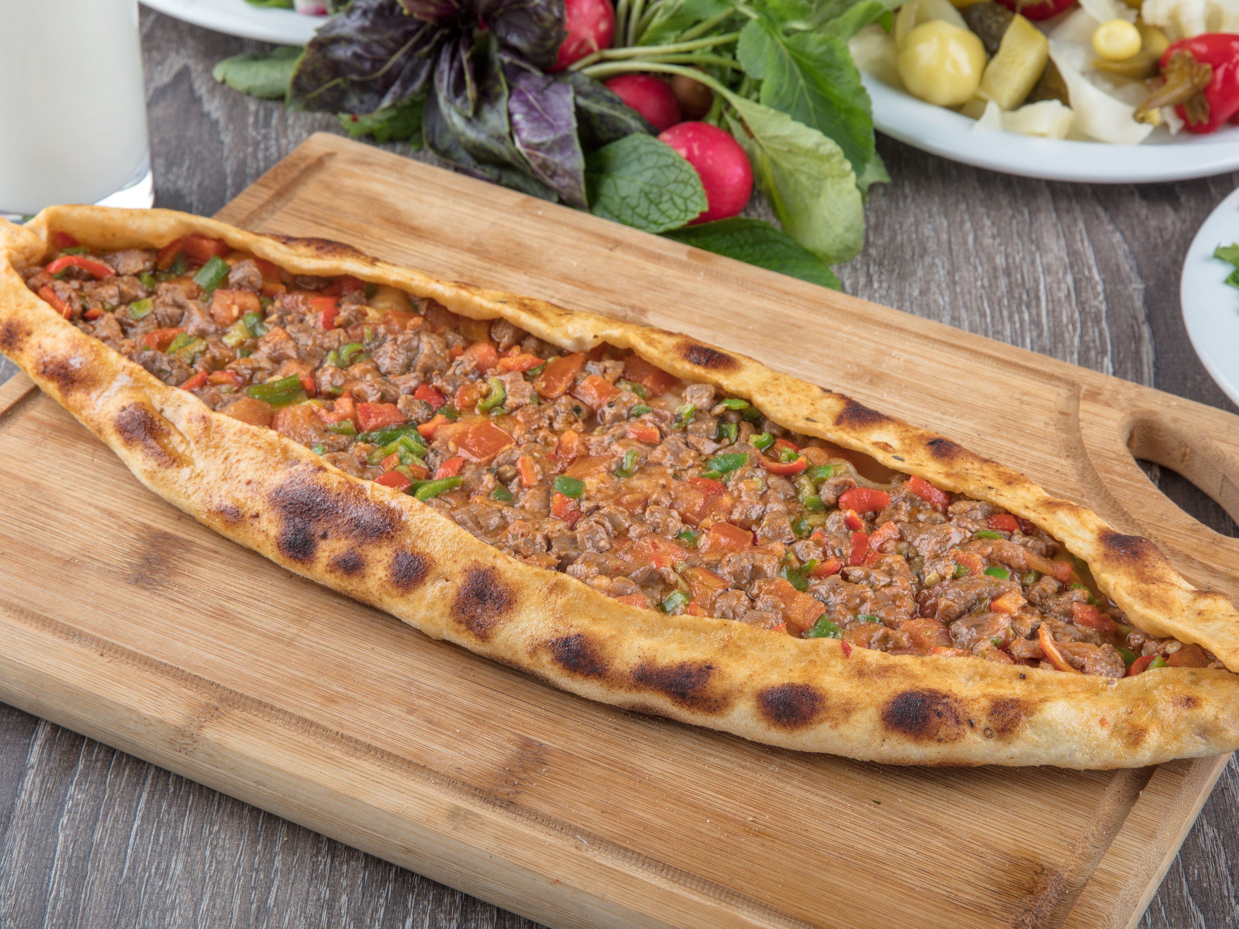 Özgüllüm Pide & Börek & Cafe vendor logo