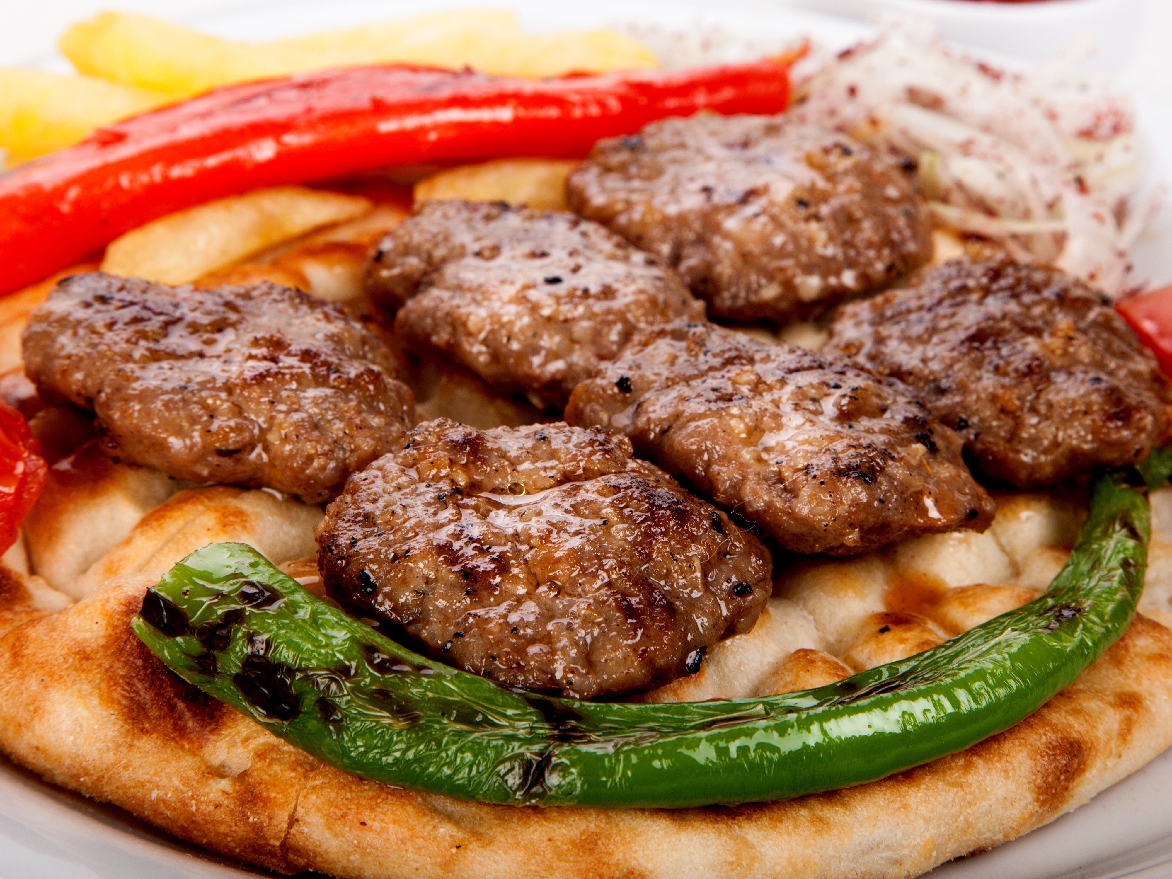 Akçaabat Köfte & Kanat vendor logo