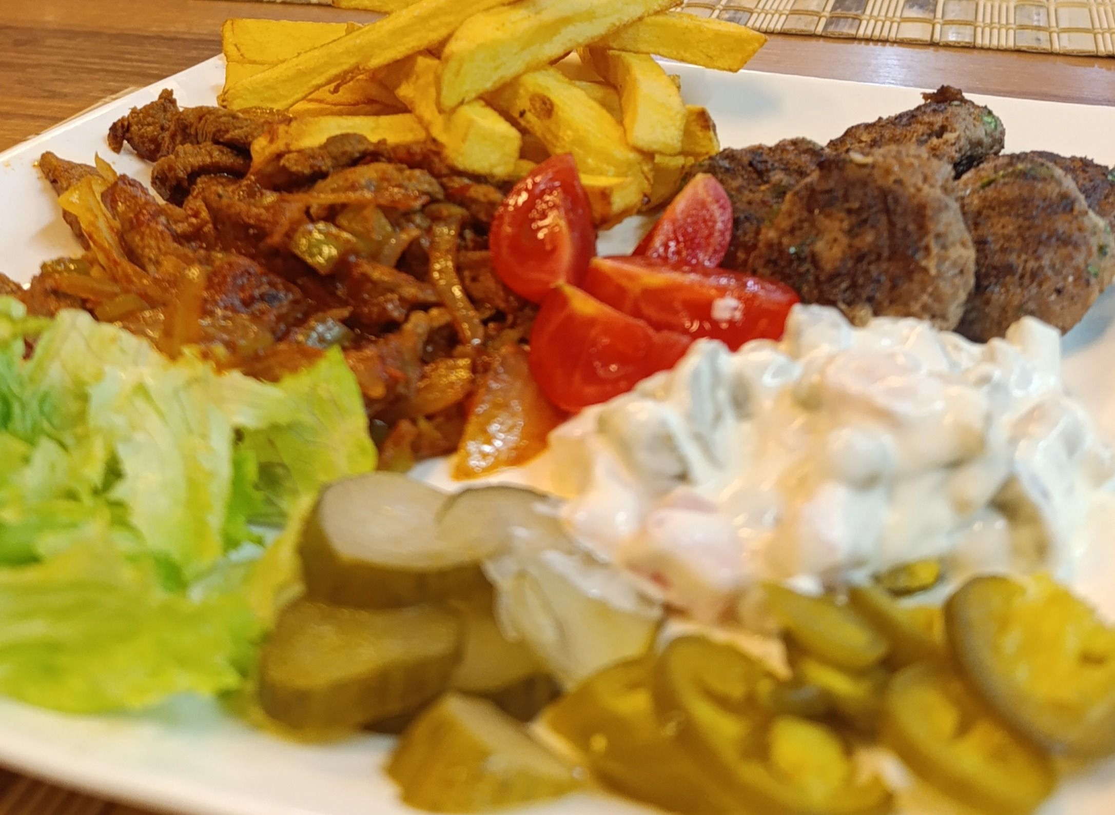 Çınarcık Esma Sultan Restorant vendor logo
