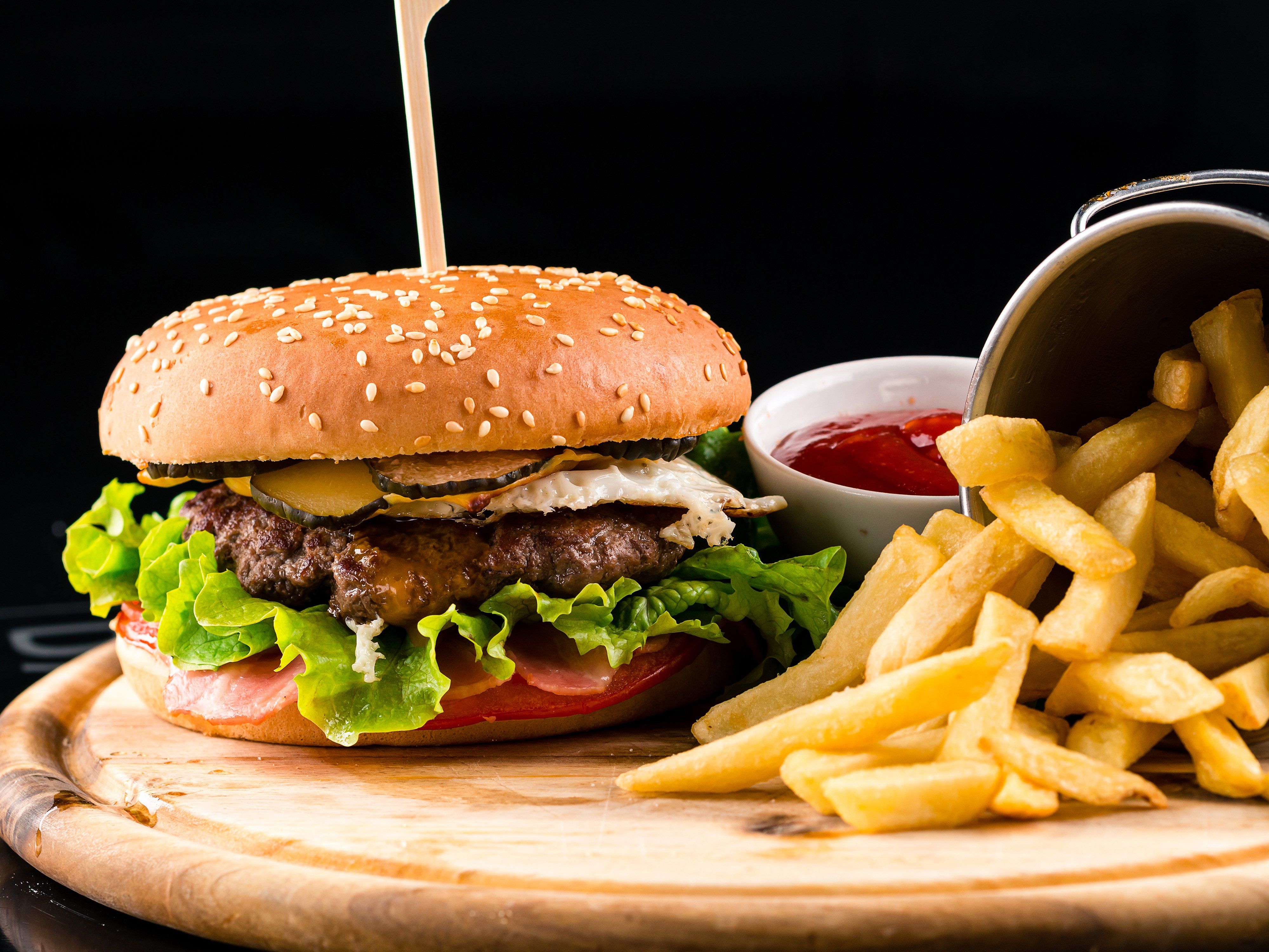 Chili Burger & Fast Food vendor logo