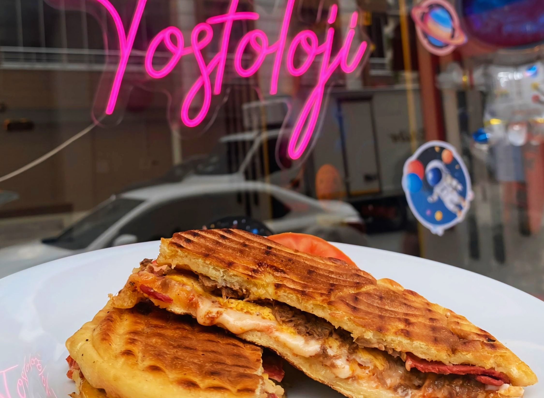 Tostoloji vendor logo