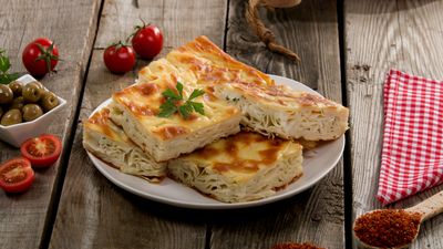 Meşhur Sarıyer Börekçisi Davut Usta