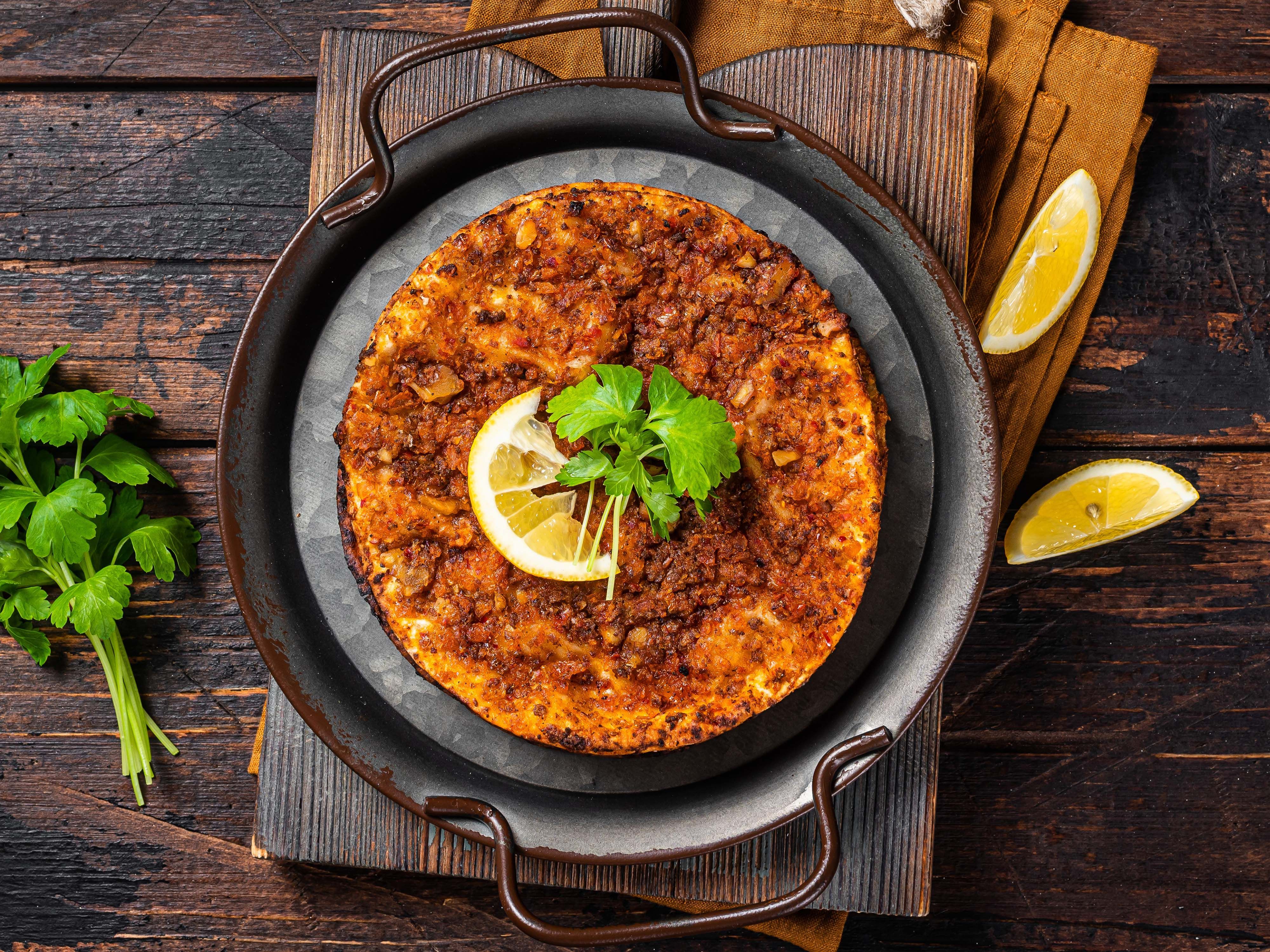 Satır Taş Fırın Lahmacun & Pide